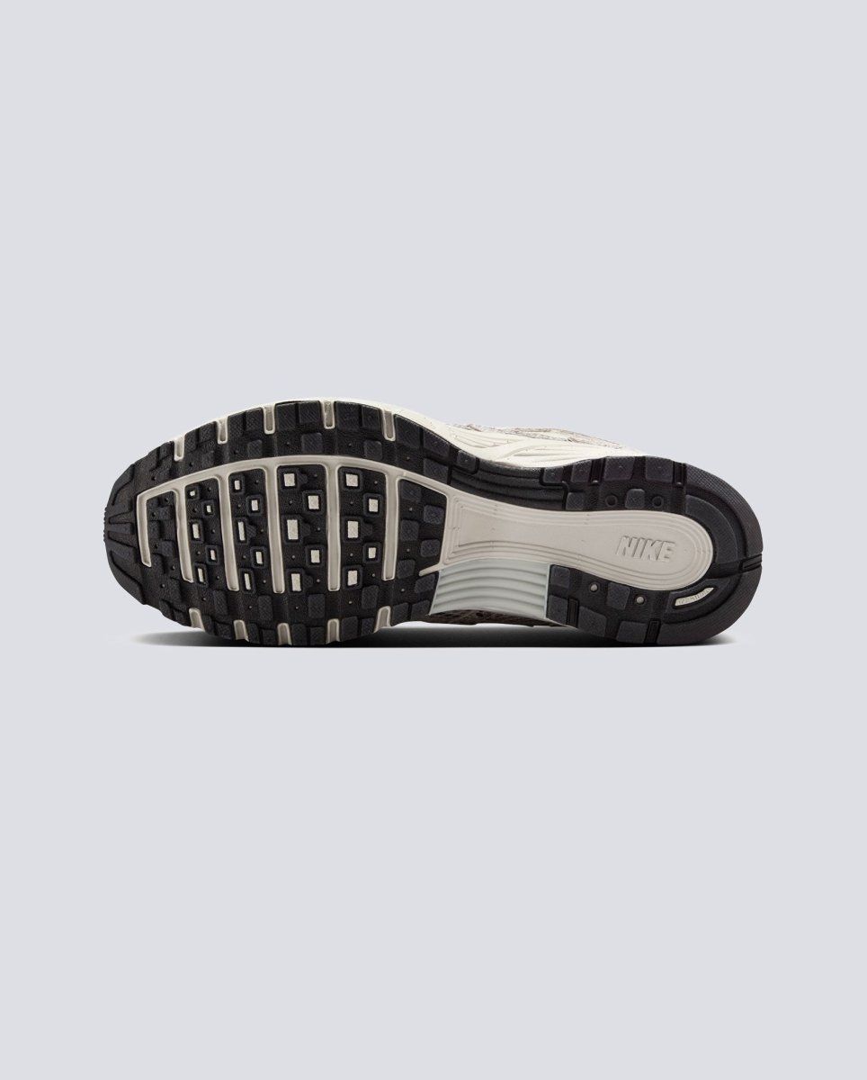 Nike P-6000 SE Beige Mujer