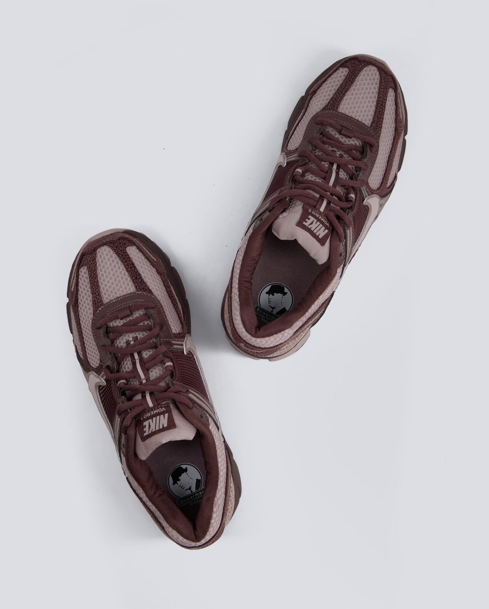 Nike Zoom Vomero 5 Burdeos Mujer