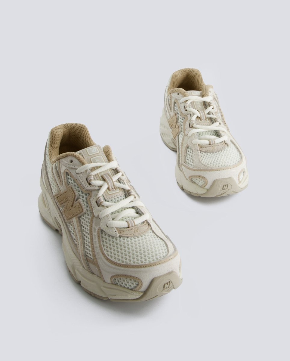 New Balance 740 Beige Mujer