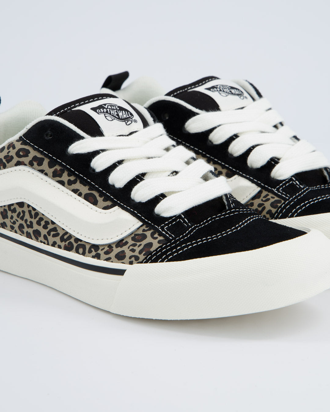 Vans Knu Skool Negro Leopardo Mujer