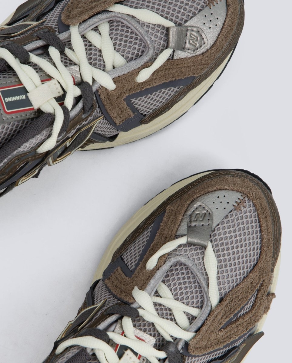 New Balance 19066 Marrón Hombre