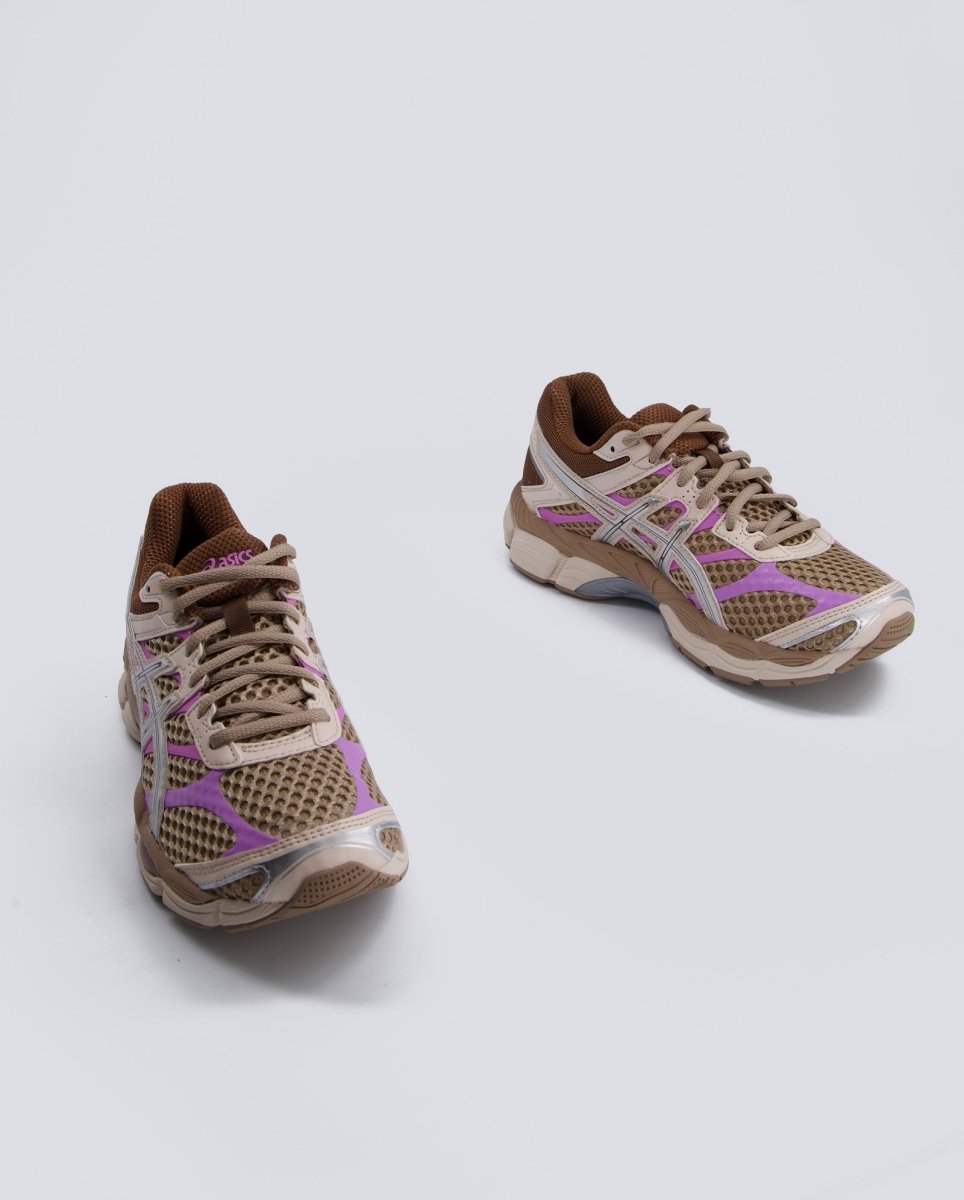 Asics Gel Cumulus 16 Marrón y Rosa Mujer