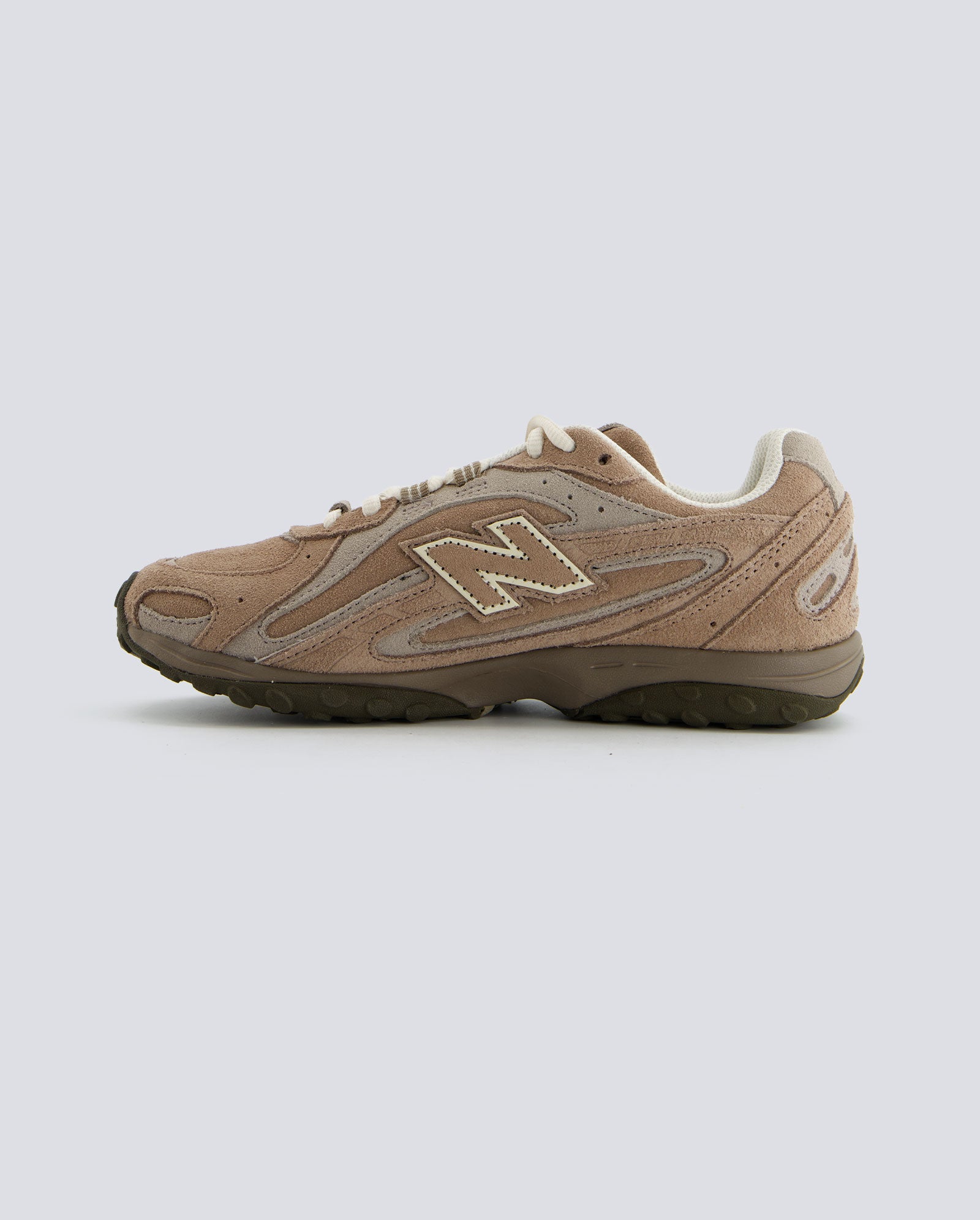 New Balance 204L Beige y Marrón Mujer