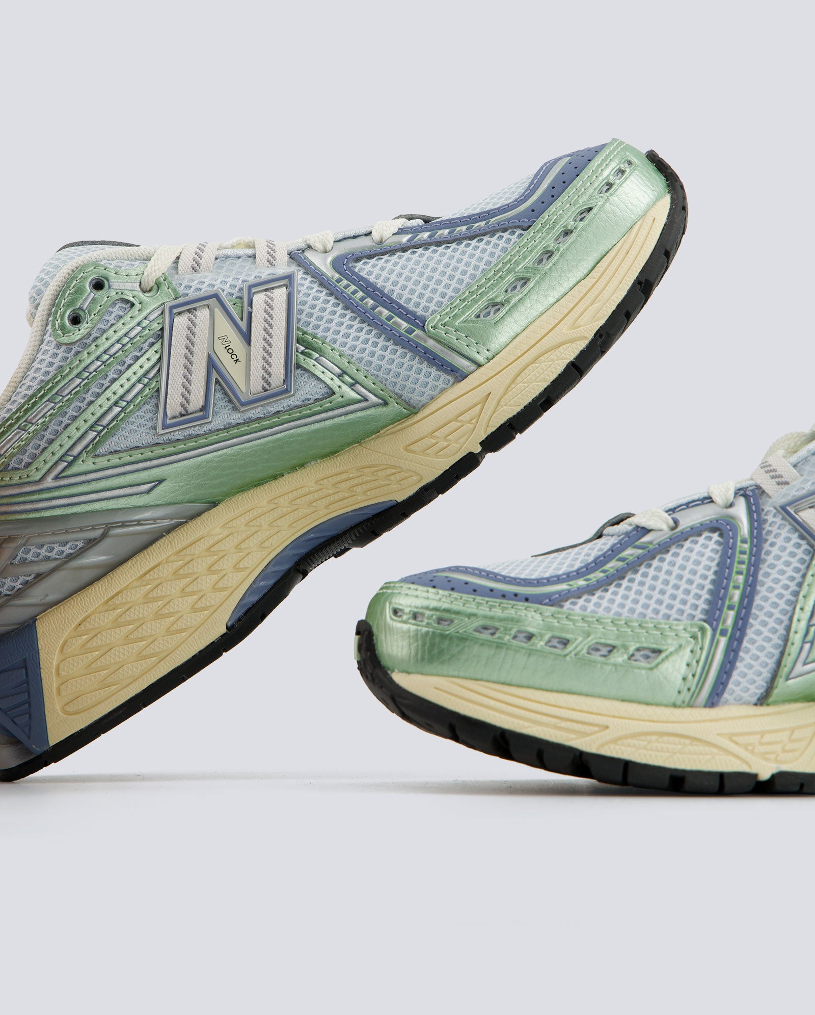 New Balance U1906RNE Azul y Verde Mujer