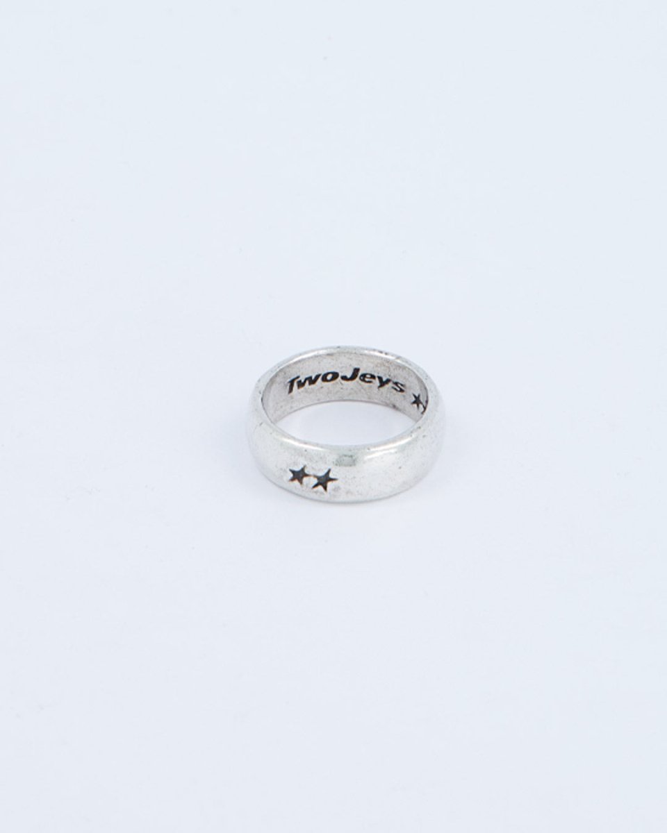 Anillo Twojeys Signature Ring Plateado Unisex