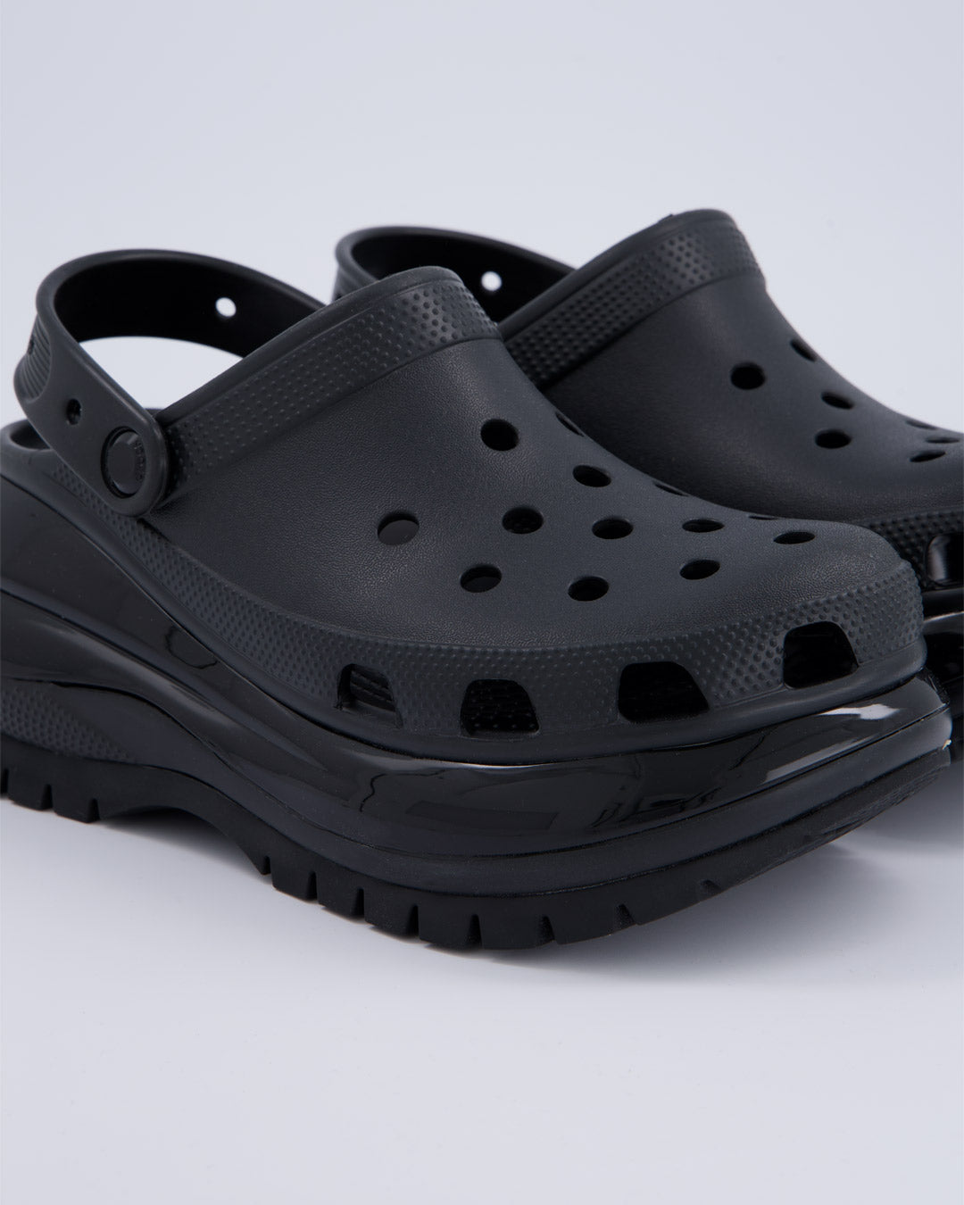 Crocs Mega Crush Negro Mujer