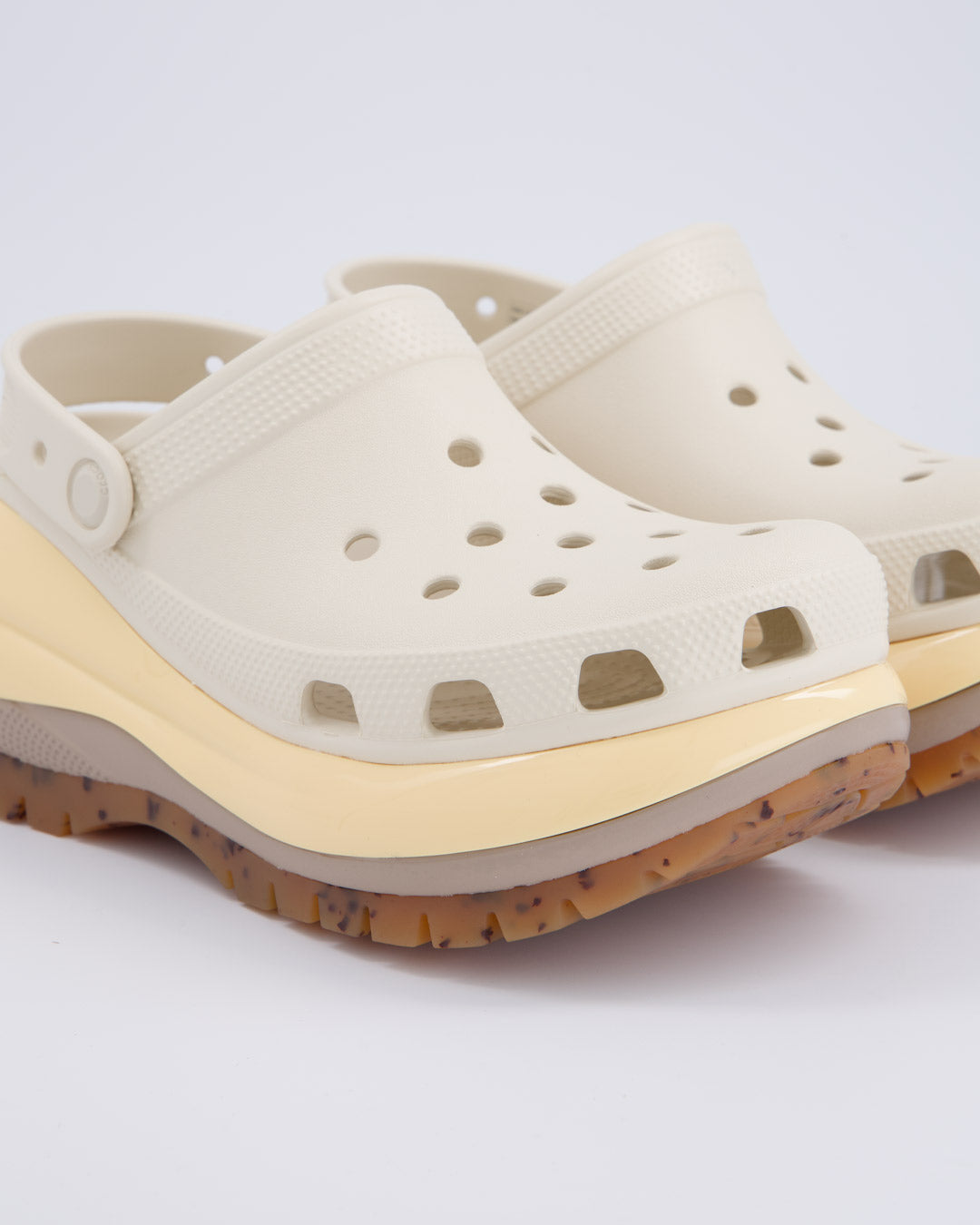 Crocs Mega Crush Negro Almond