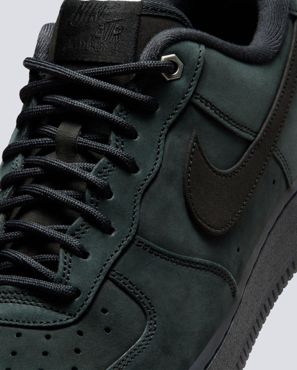 Nike Air Force 1 Low 07 WB Verde Hombre
