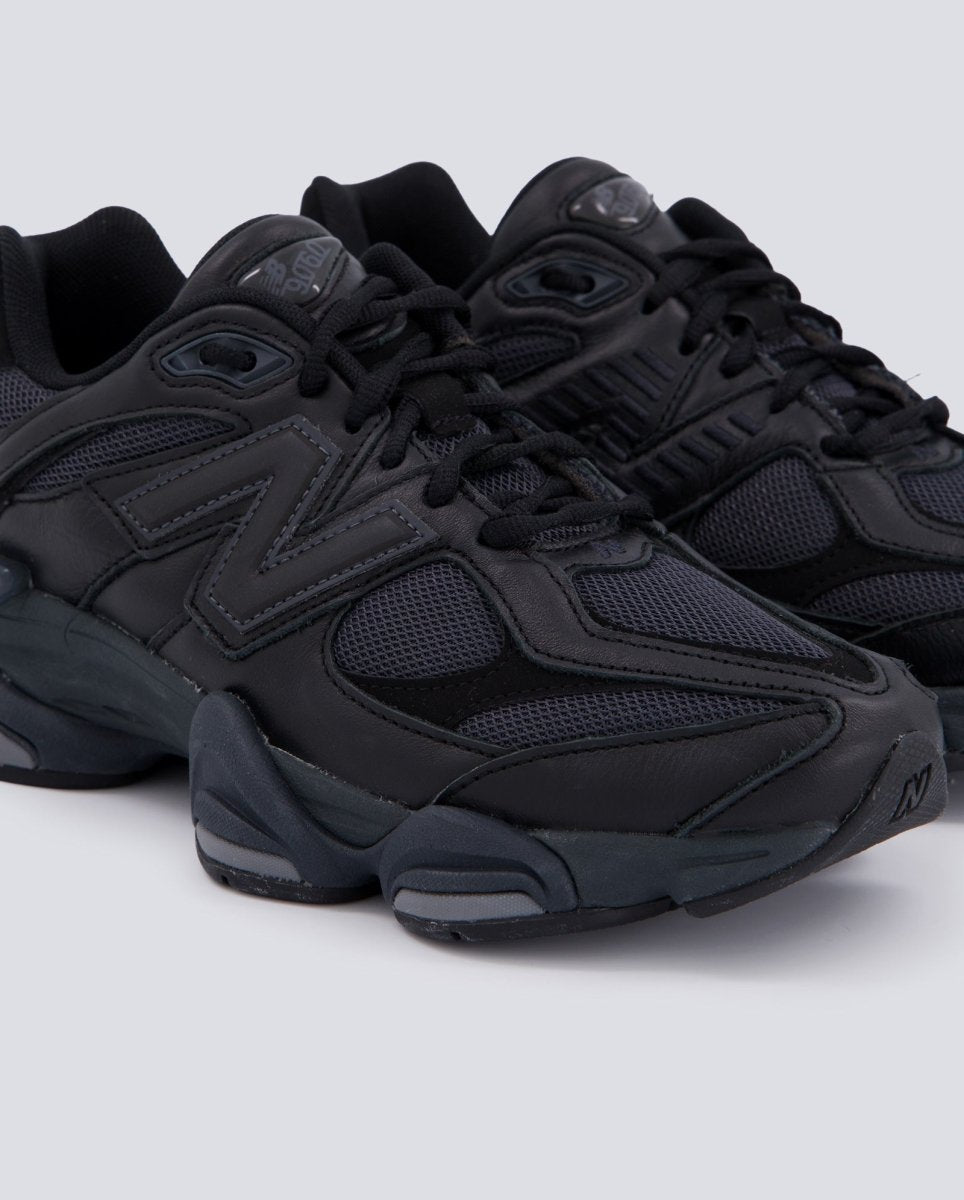 New Balance 9060 Phantom y Magnet Negro Hombre