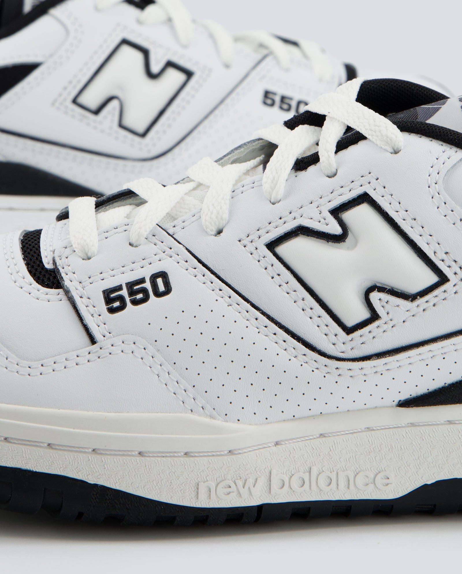 New Balance 550 Blanco Y Negro Hombre