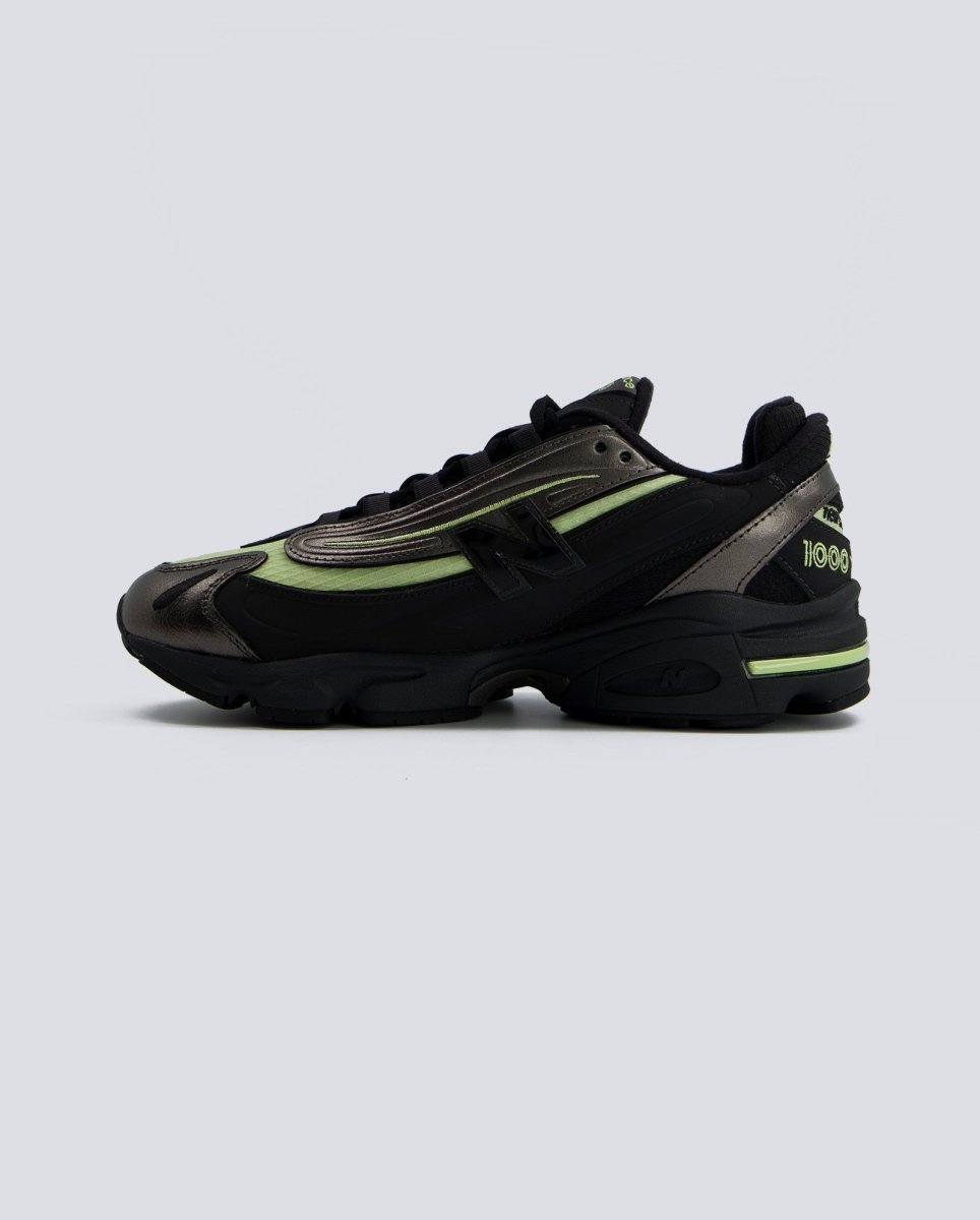 New Balance 10008 Negro y Verde Hombre