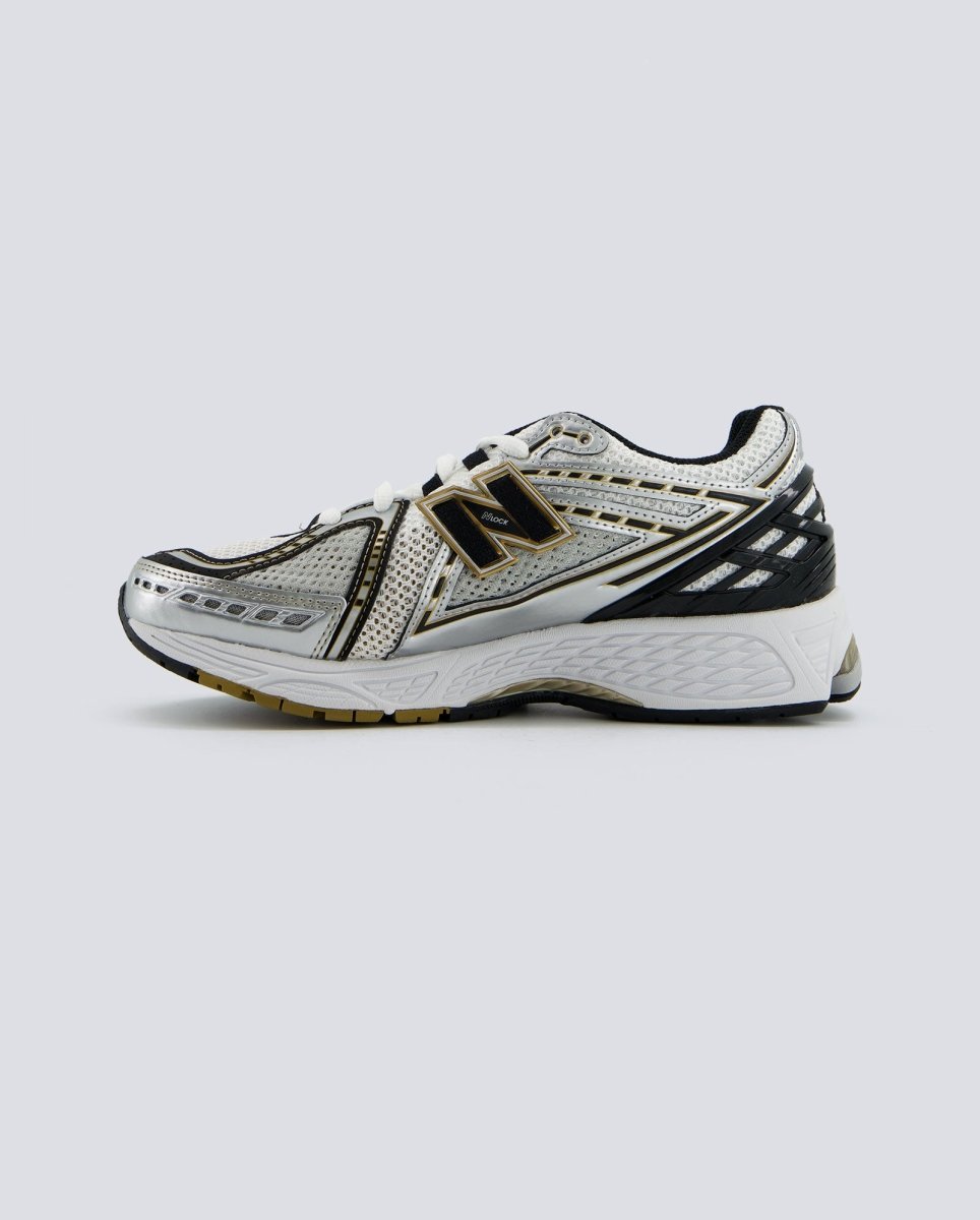 New Balance M1906Ra Lineas Doradas Hombre