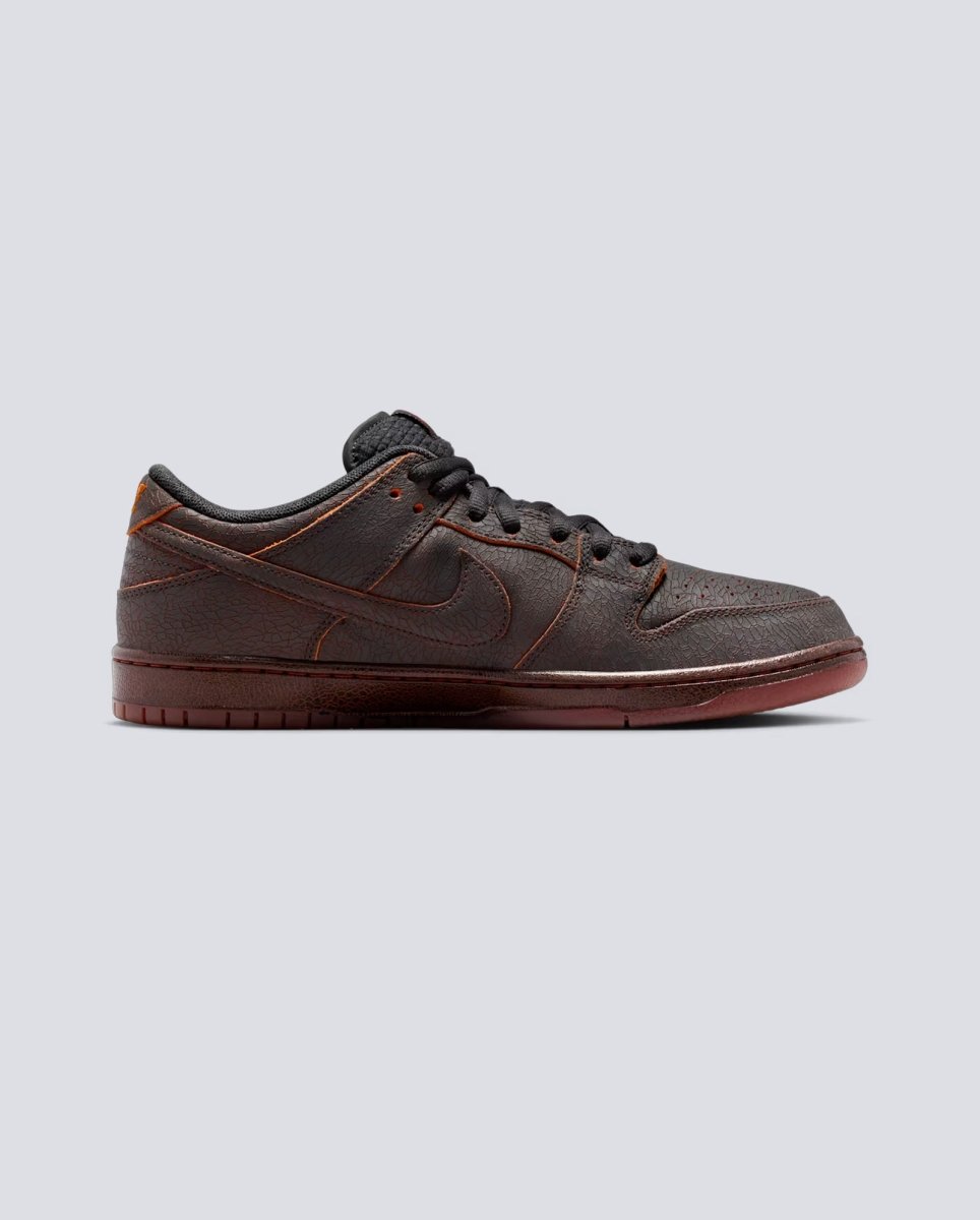 Nike Dunk SB Low Krampus Marrón Hombre