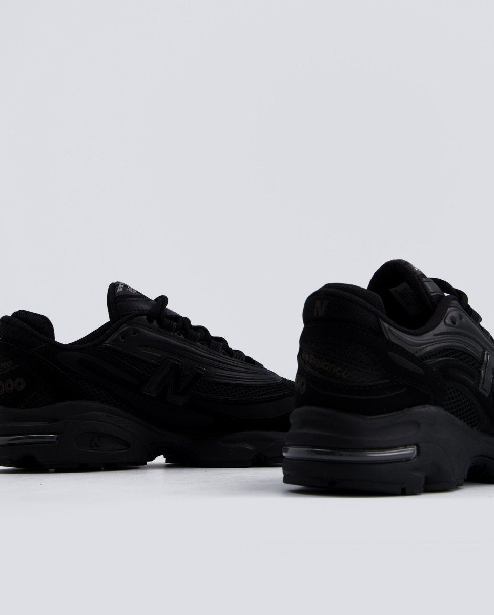 New Balance 1000 Negro Hombre