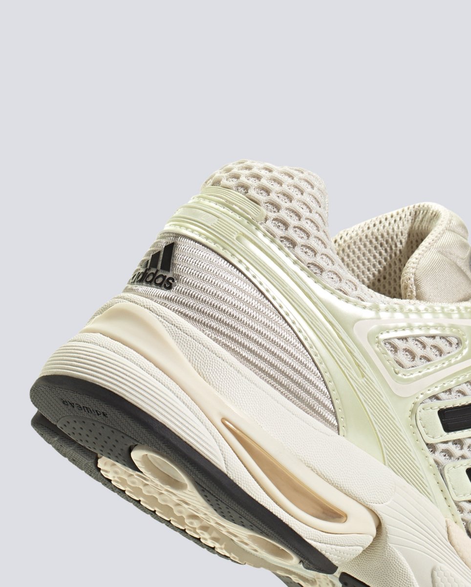 Adidas Adistar Control 5 Beige Mujer KI6152 Zapatillas