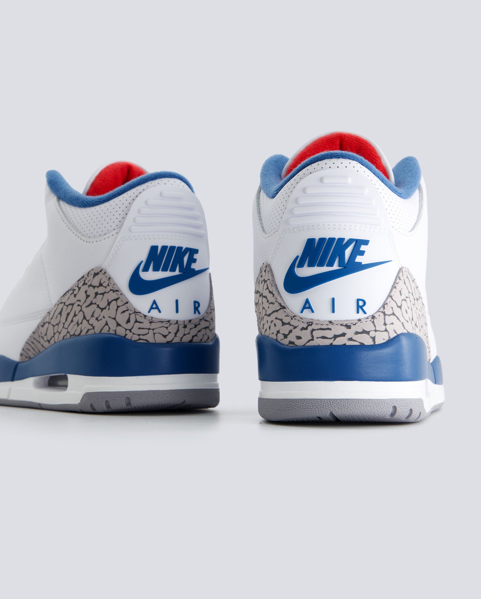 Air Jordan 3 Retro Azul y Blanco Hombre IF4396-104