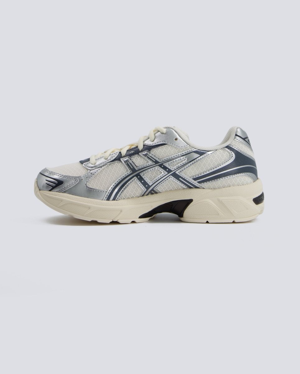 Asics GEL-1130 Plata y Rojo Mujer 1203A899-101