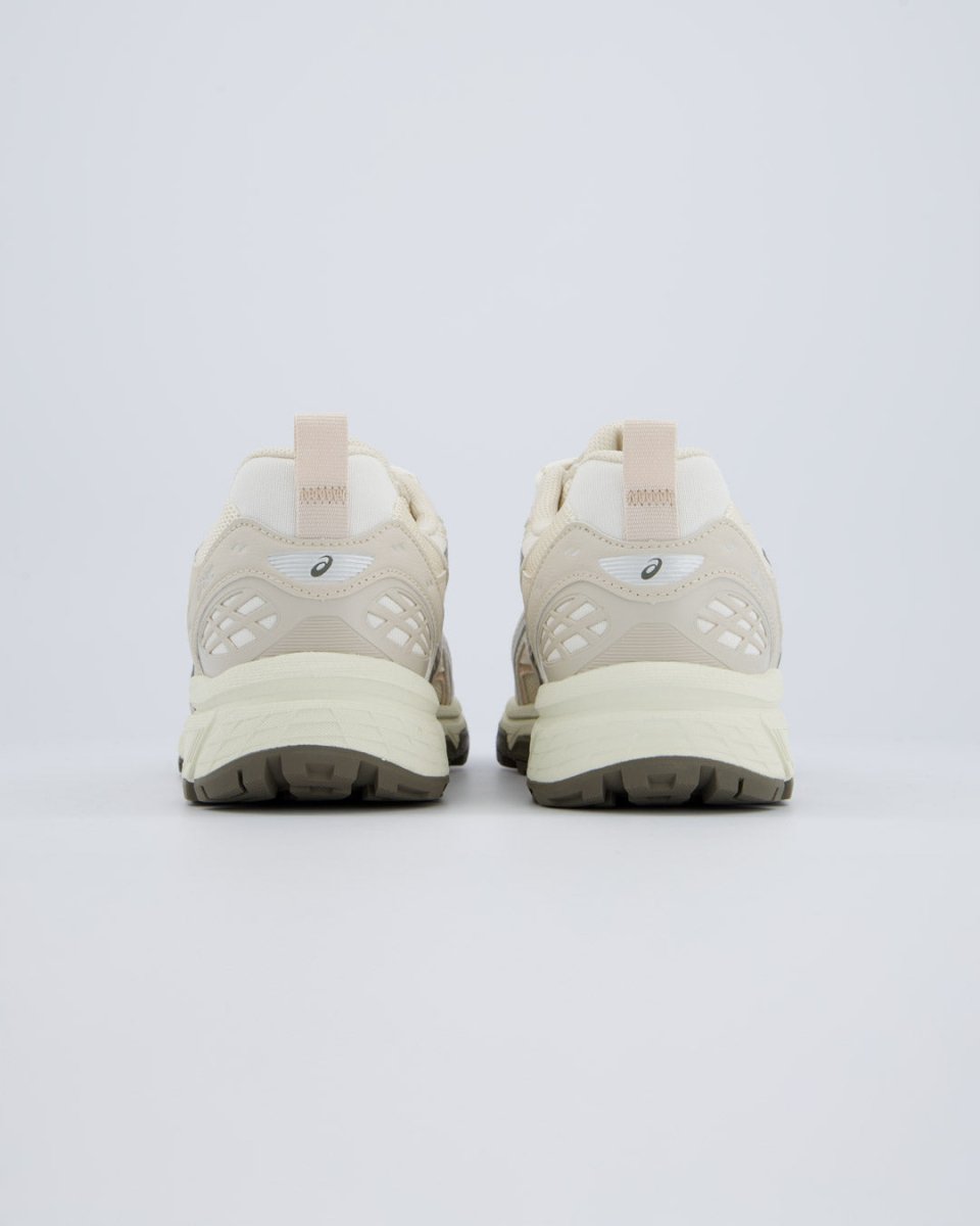 Asics Gel-Nunobiki Beige Mujer Zapatillas