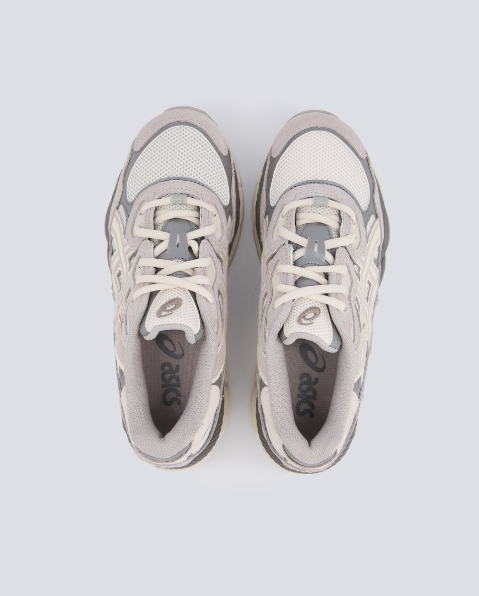 Asics Gel-Nyc Cream Oyster Gris Mujer 1201A789-103 zapatillas