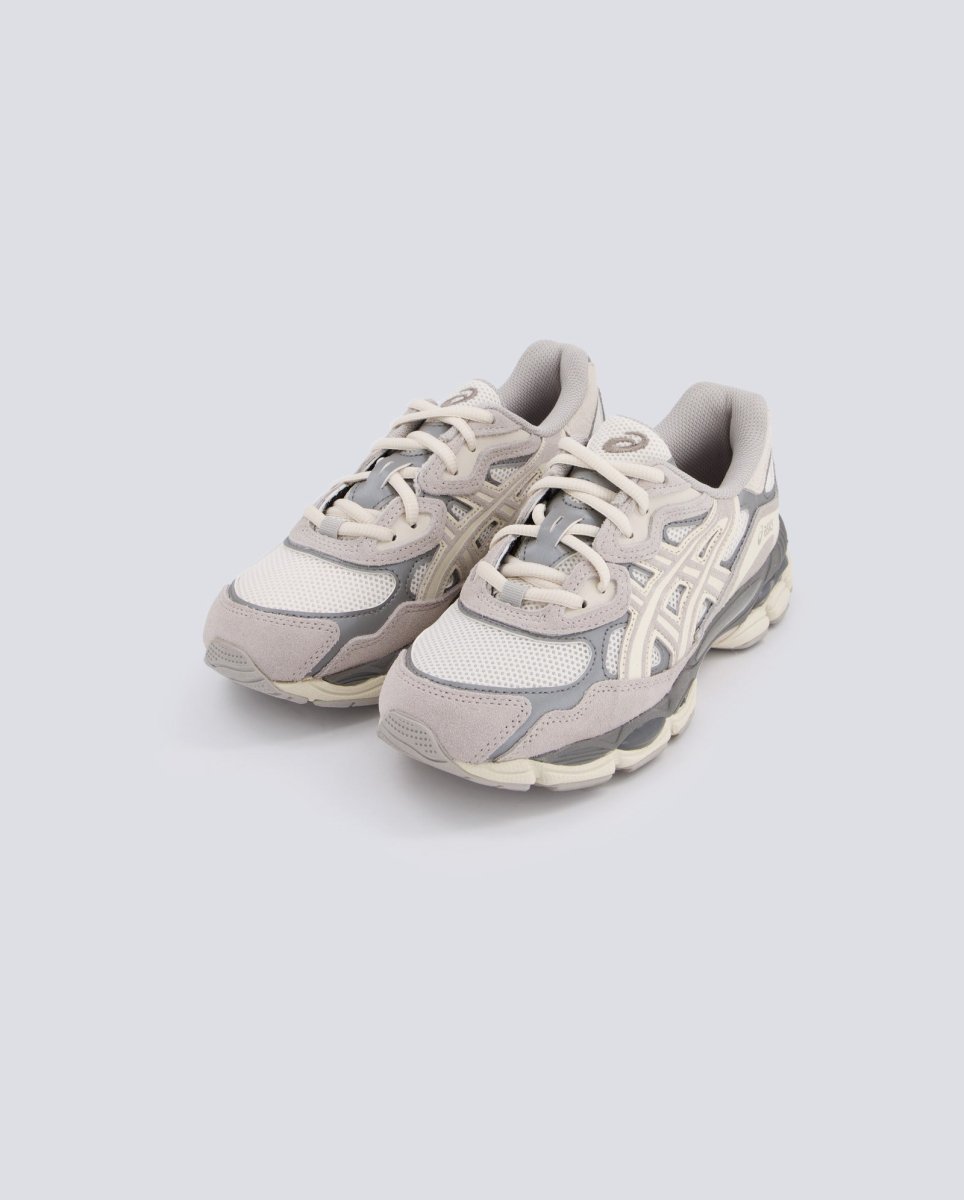 Asics Gel-Nyc Cream Oyster Gris Mujer 1201A789-103 zapatillas