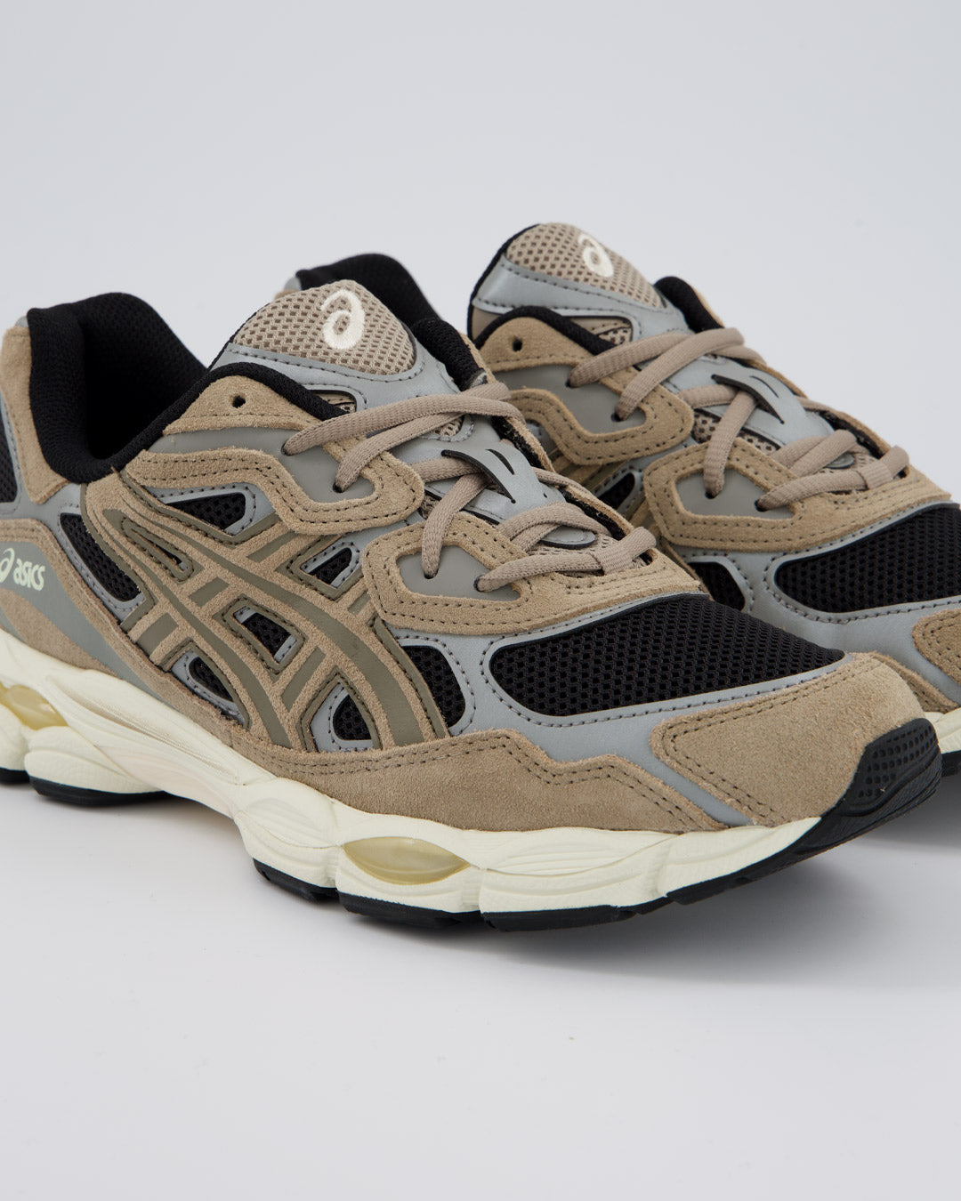Asics Gel-Nyc Marrón Hombre Zapatillas
