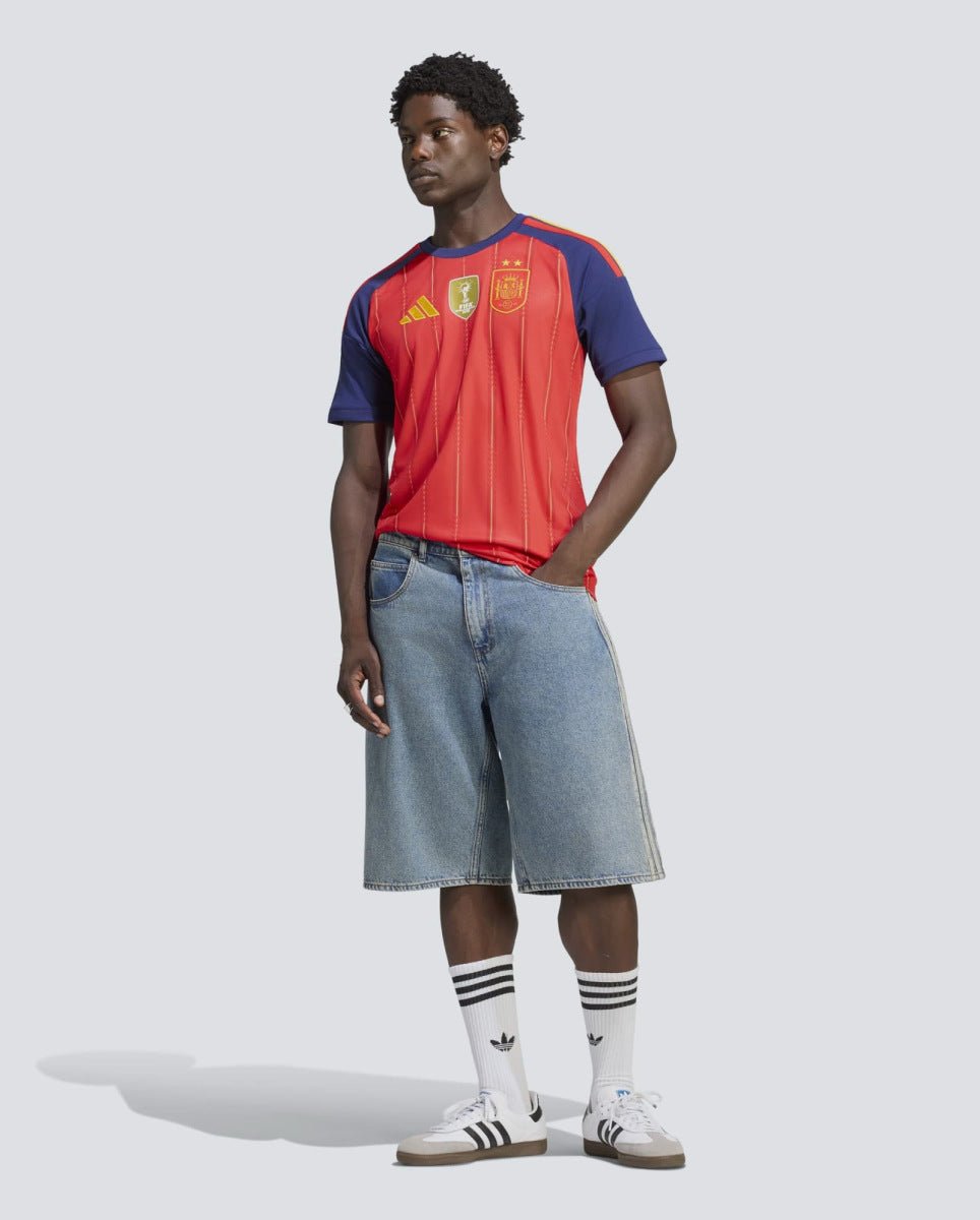 Camiseta Adidas España Ganadores Mundial 2026 Roja Unisex KF4411