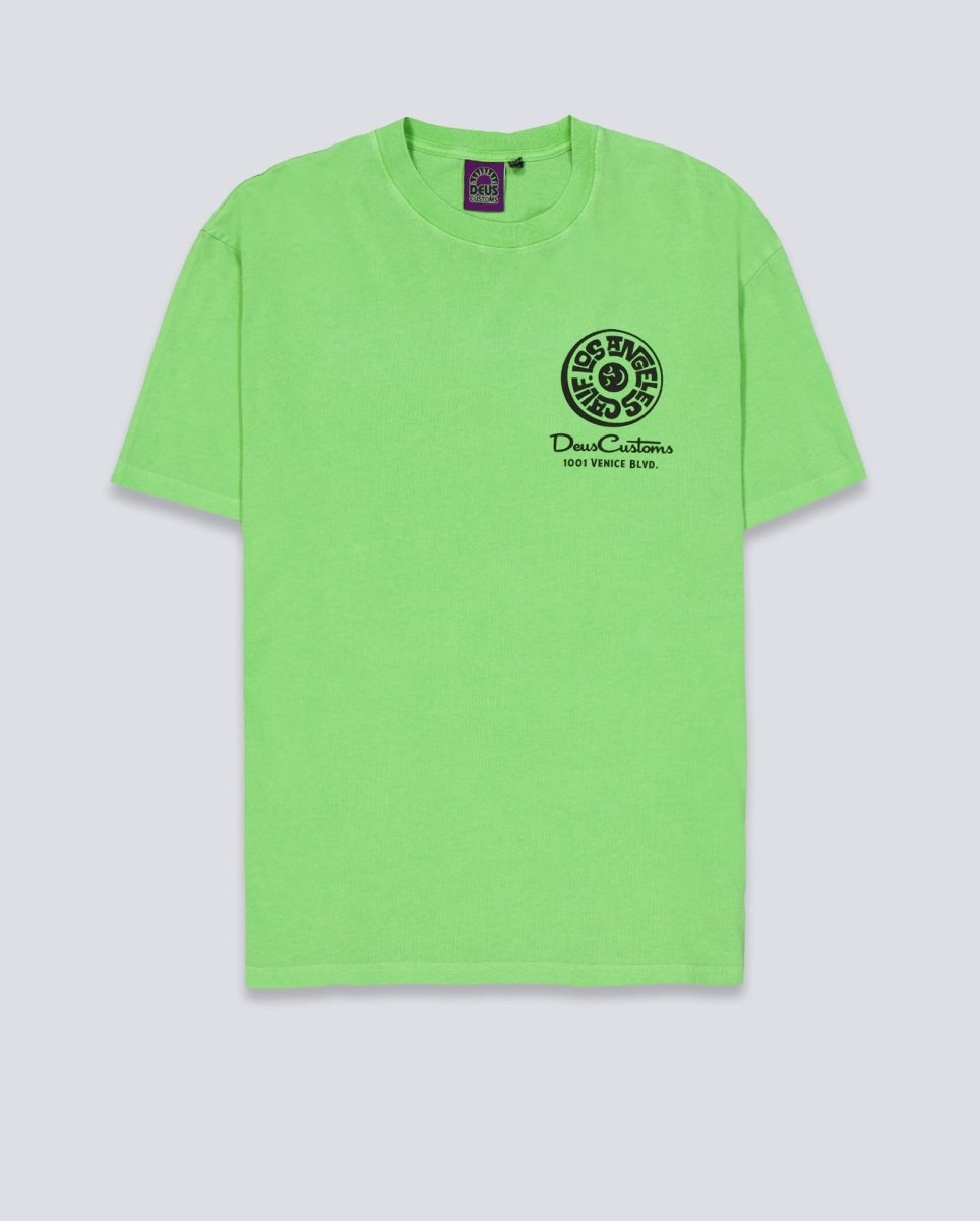 Camiseta Deus Los Angeles Address Verde Unisex D261MTS574