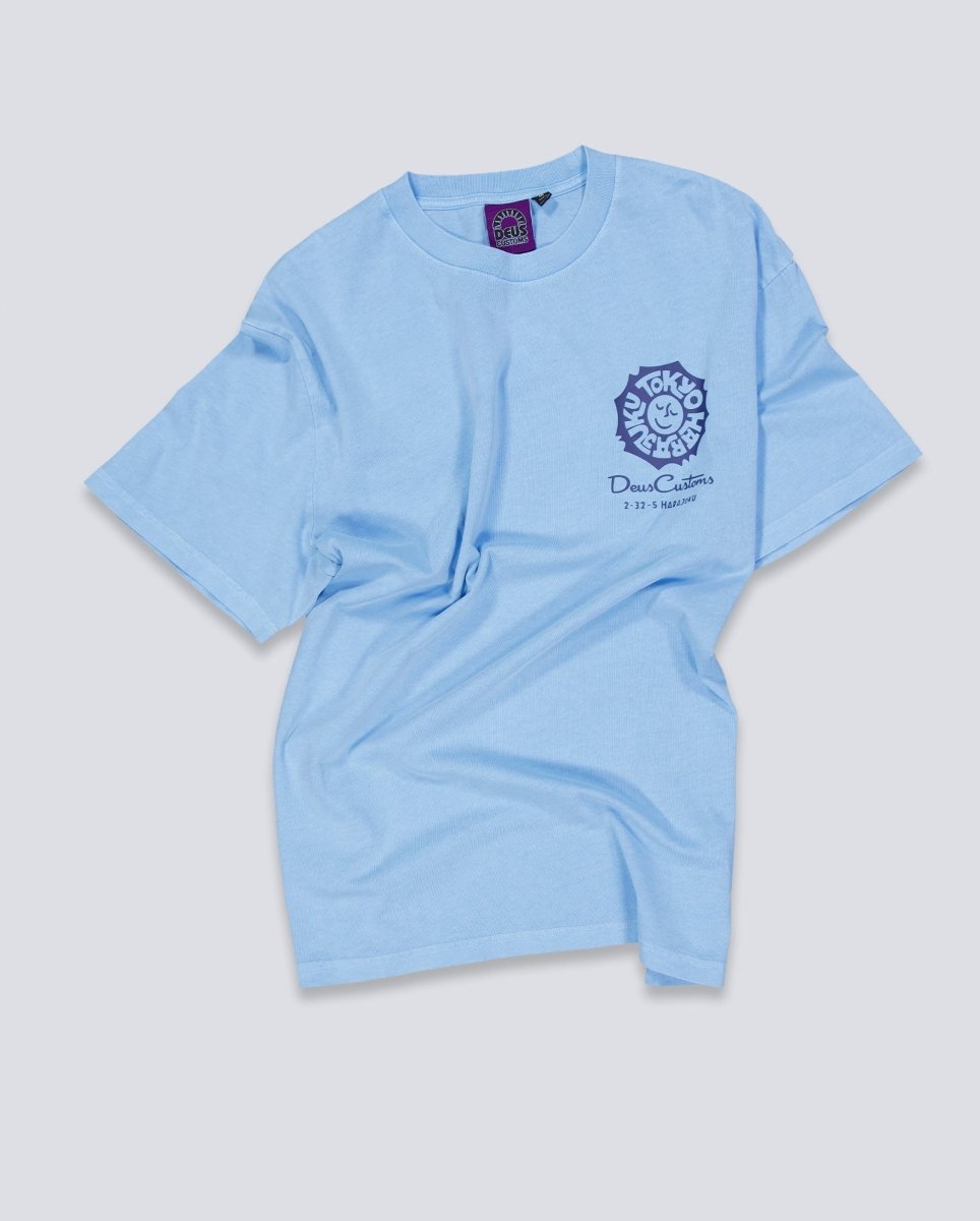 Camiseta Deus Tokyo Address Azul Unisex D261MTS573