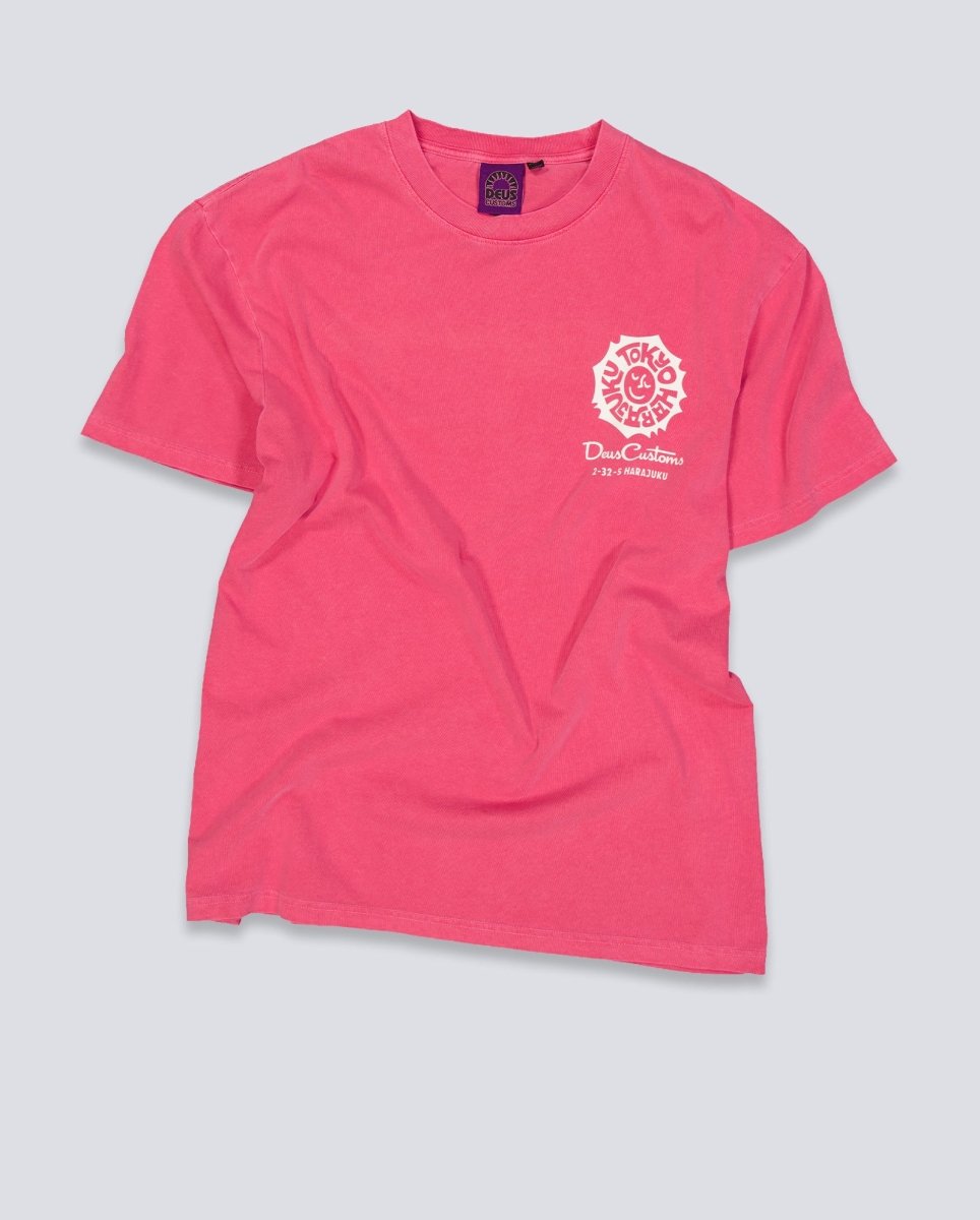 Camiseta Deus Tokyo Address Rosa Unisex D261MTS573