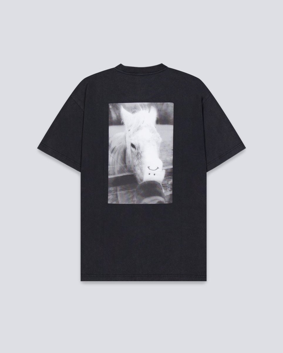 Camiseta Polar Skate Co. Horse Hand Negro Unisex POLARSS25-47