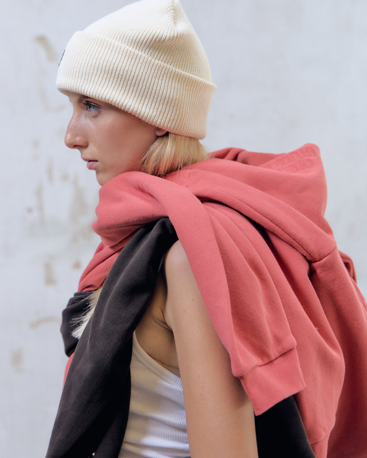 Gorro Charhart Wip Small Heart Beige Unisex