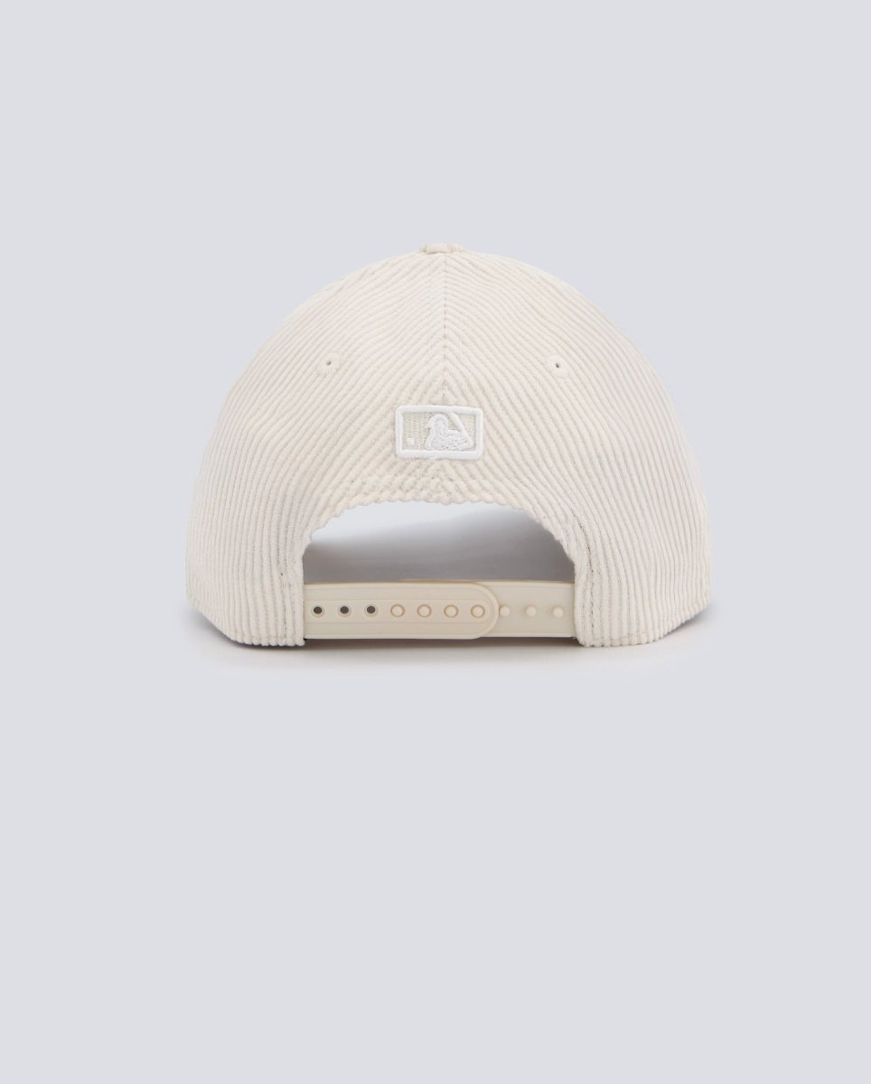 Gorra New Era LA Dodgers Cord 9Forty Canalé Beige Unisex 60691060