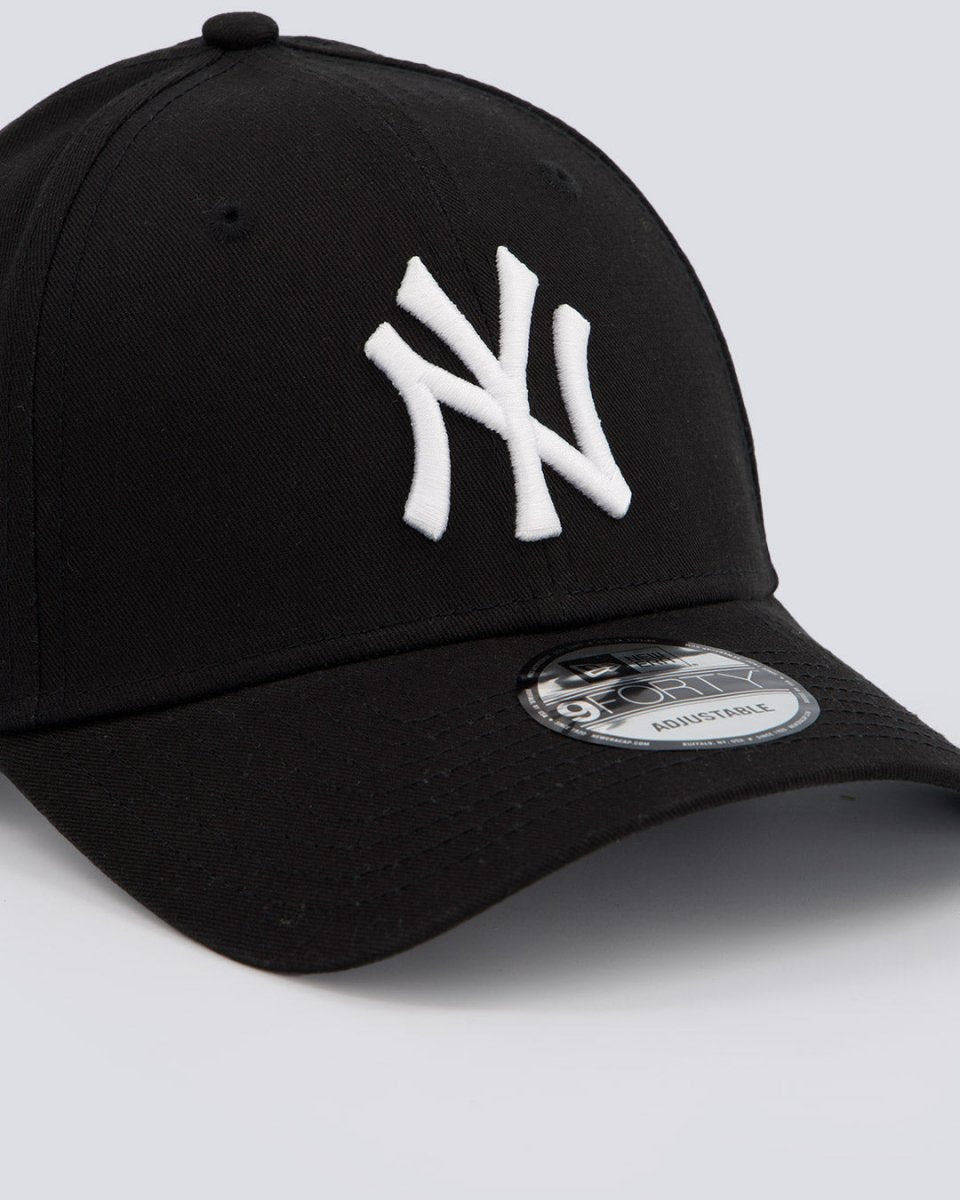 Gorra New Era League Essential 9Forty Negro Unisex 10531941