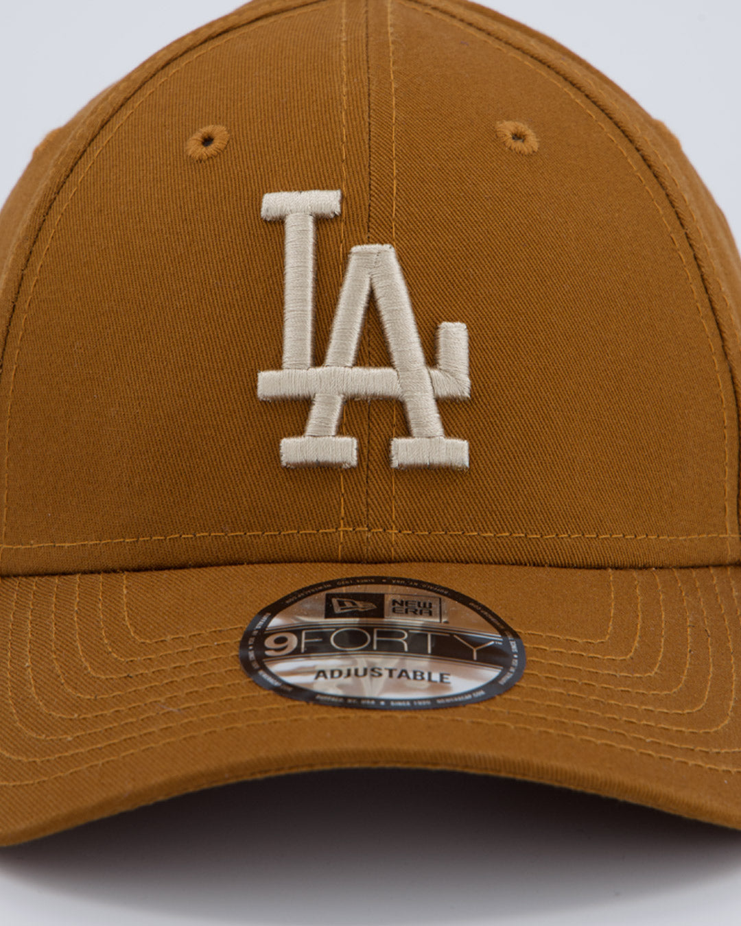 Gorra New Era League Essential 9Forty® Marrón Unisex