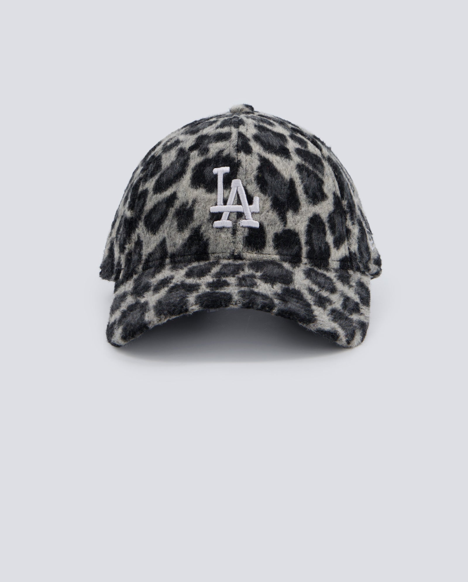 Gorra New Era Leopardo 9Forty Gris Mujer 60691313