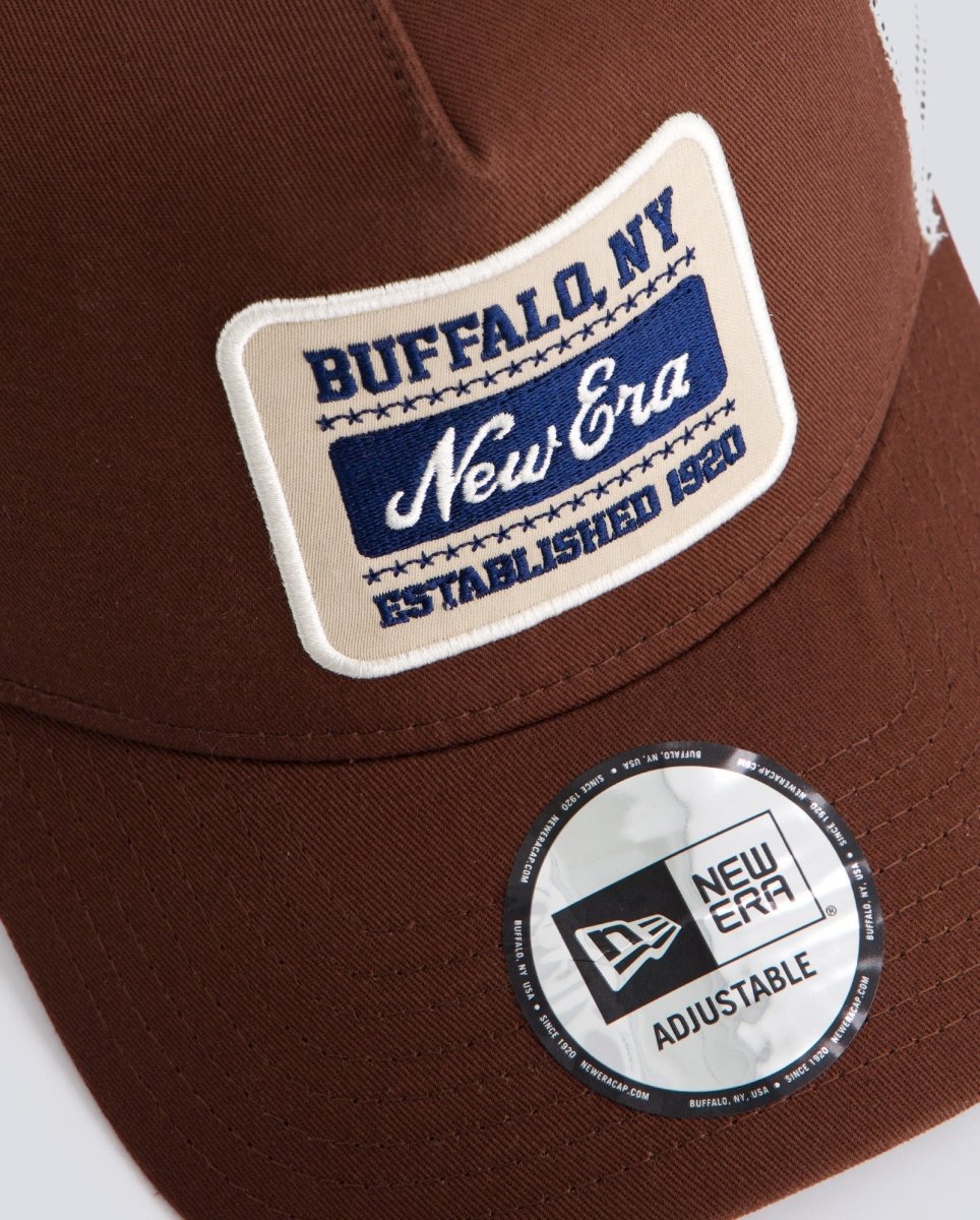 Gorra New Era Patch 9FORTYTrucker Marrón Unisex 60771802