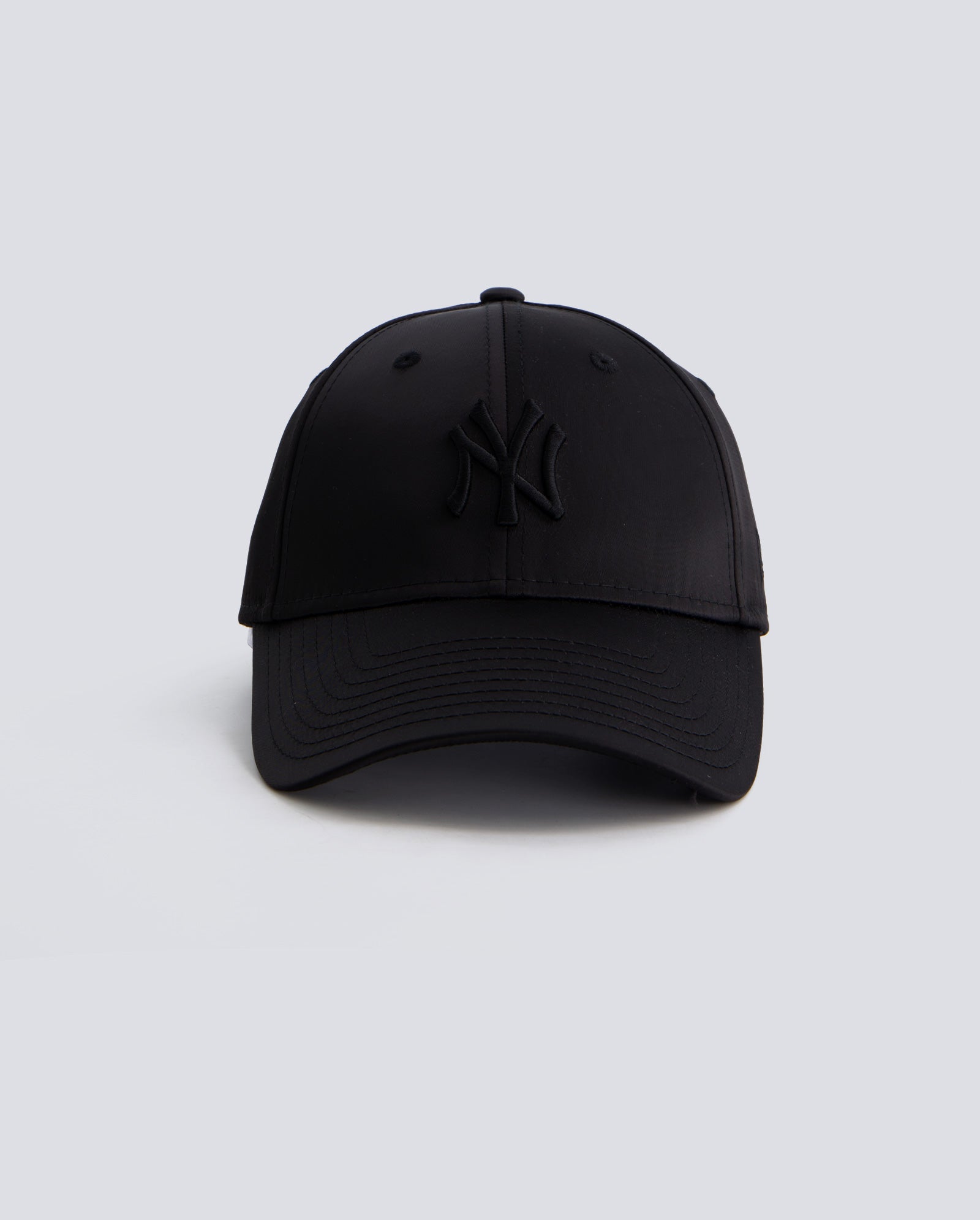 Gorra New Era Satin 9FORTY Negro Mujer 60595368