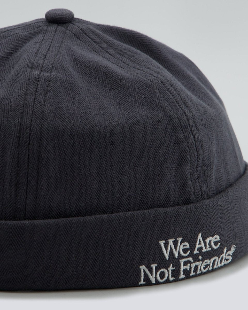 Gorra We Are Not Friends Docker Gris Unisex WANF FW26 26-07