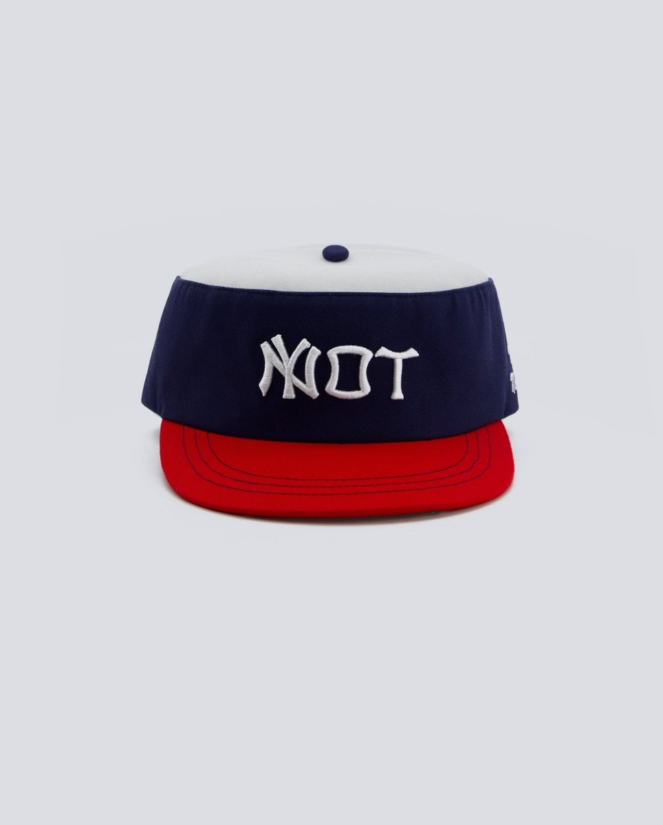 Gorra We Are Not Friends Not Pillow Blanco Hombre WANFSS26-30