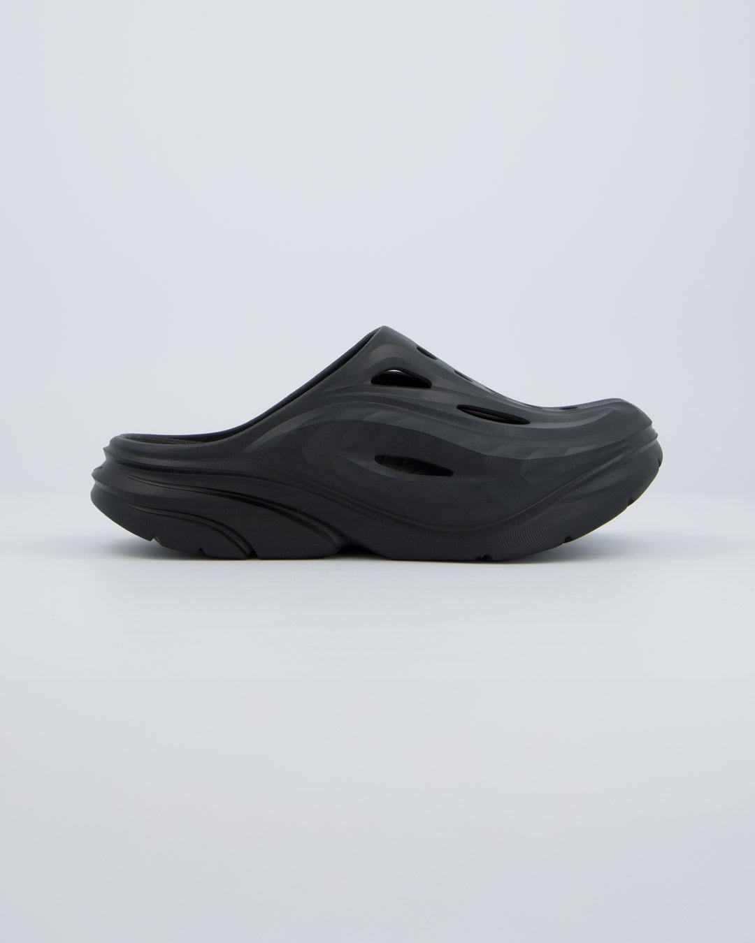 Hoka Ora Recovery Mule Negro Mujer 1147951-BBL zuecos