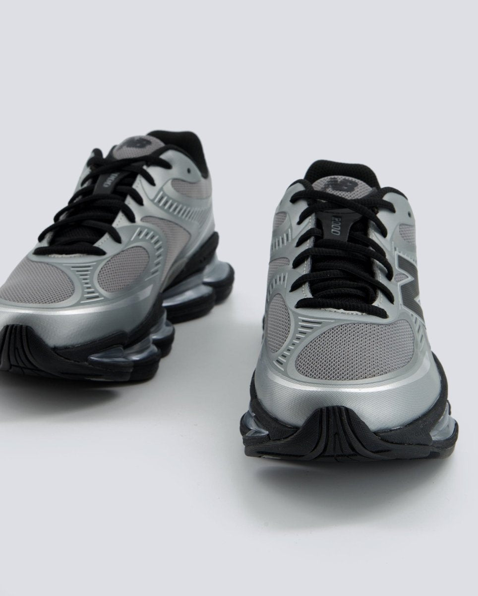 New Balance 2000 Gris Plata Unisex U20006OU