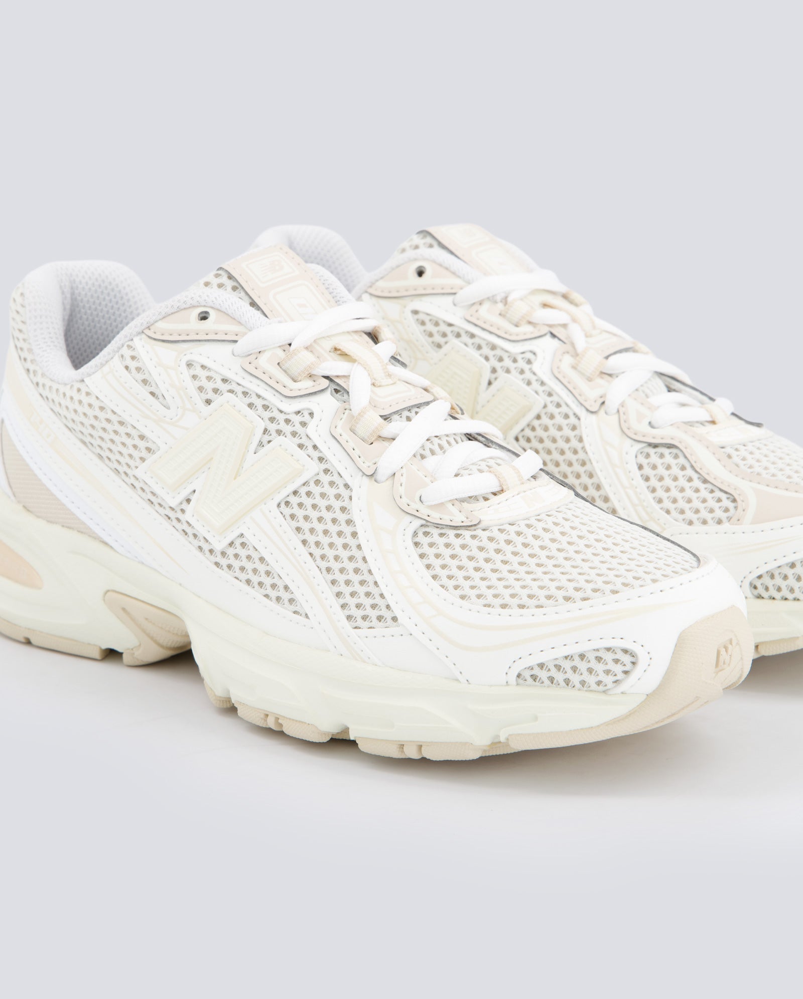 New Balance 740 Beige Mujer U740KP2 zapatillas
