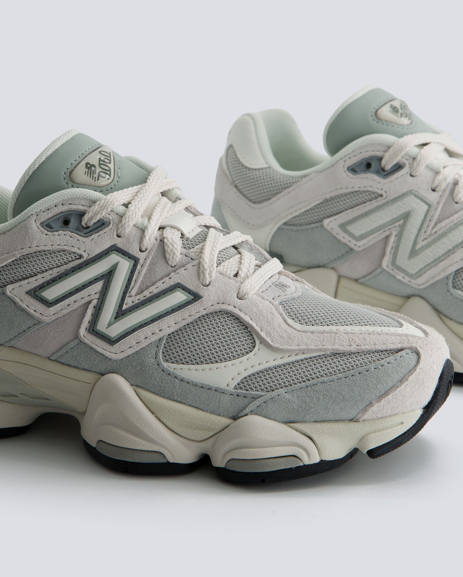 New Balance 9060 Azul Unisex U90602FM