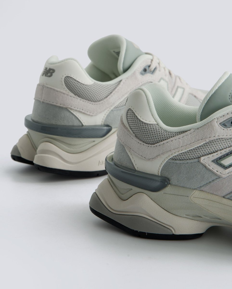 New Balance 9060 Azul Unisex U90602FM
