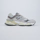 New Balance 9060 Gris Y Blanco Hombre