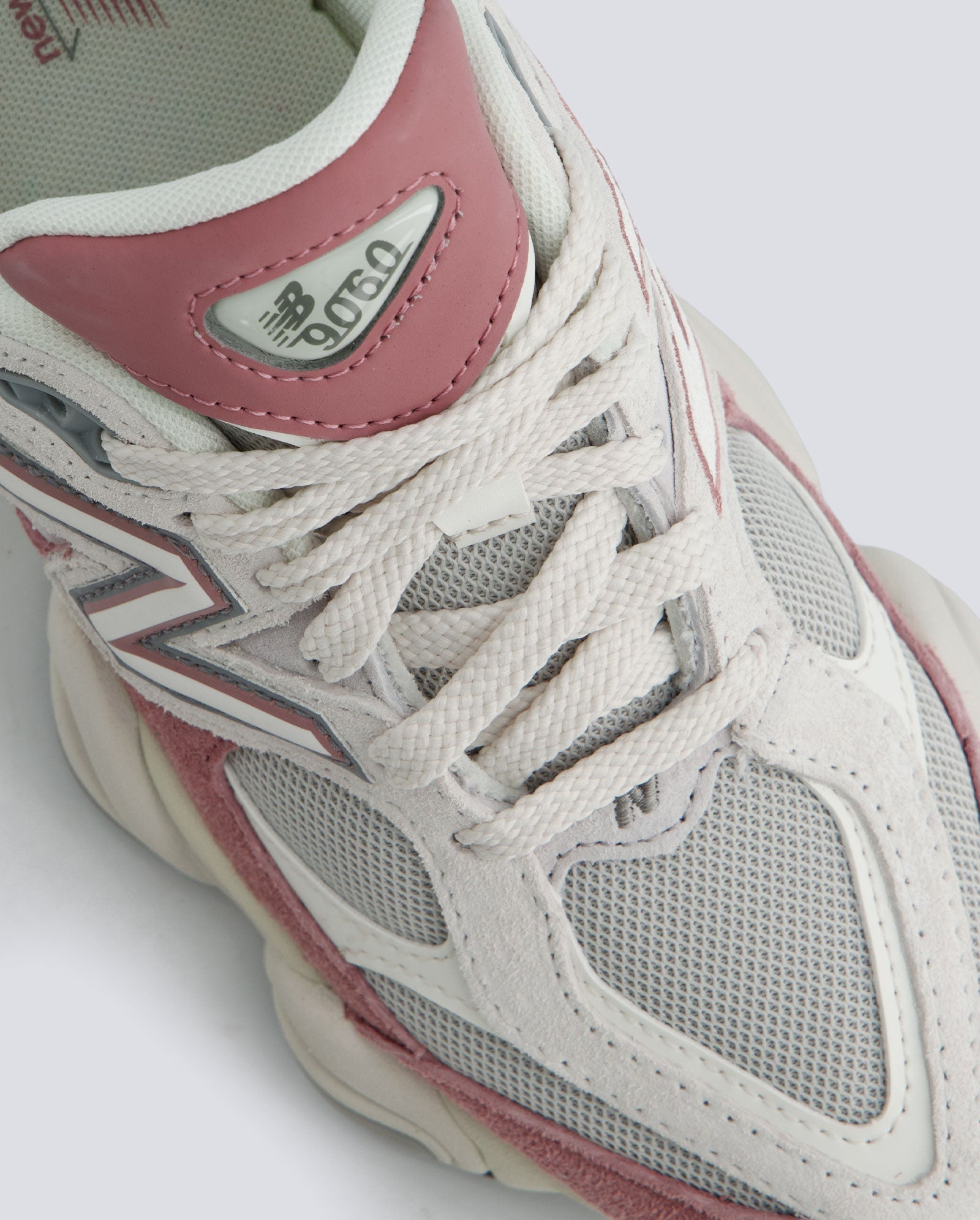 New Balance 9060 Rosa Gris Unisex U906040V