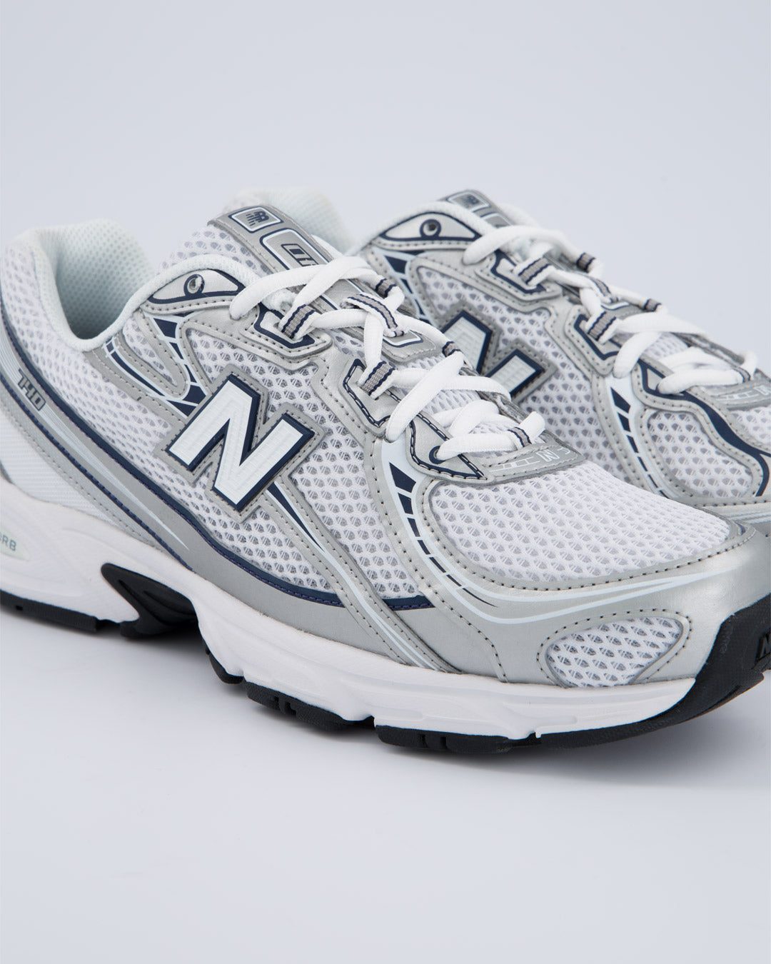 New Balance U740Wn2 Blanco Y Plateado Hombre zapatillas