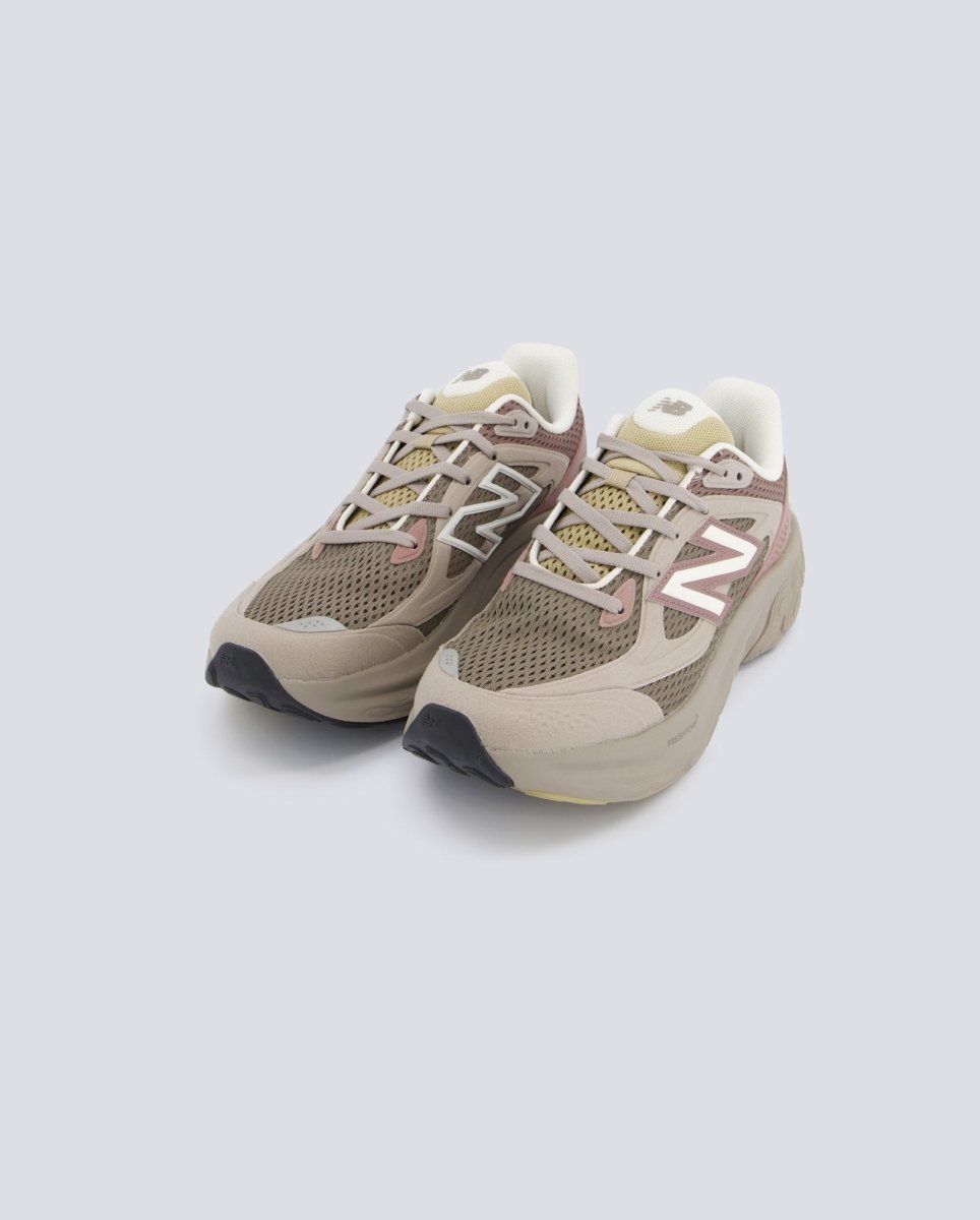 New Balance Utrnac Beige Mujer UTRNAC zapatillas