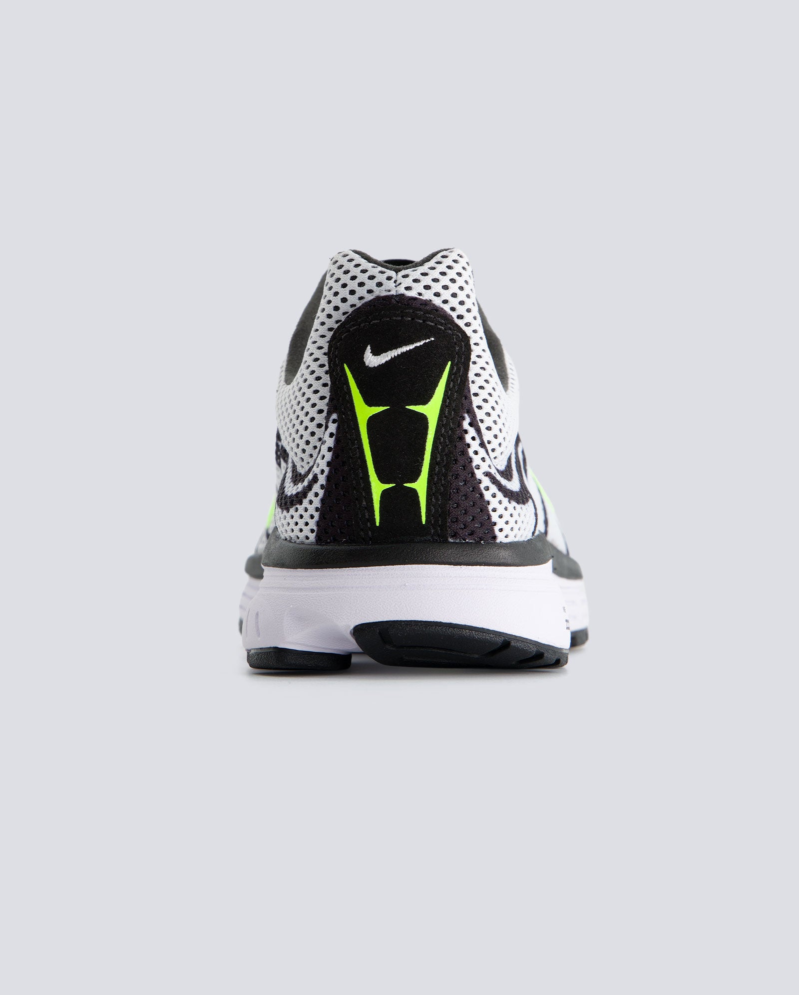 Nike Zoom Streak 3 Blanco y Verde Hombre IQ8012-001