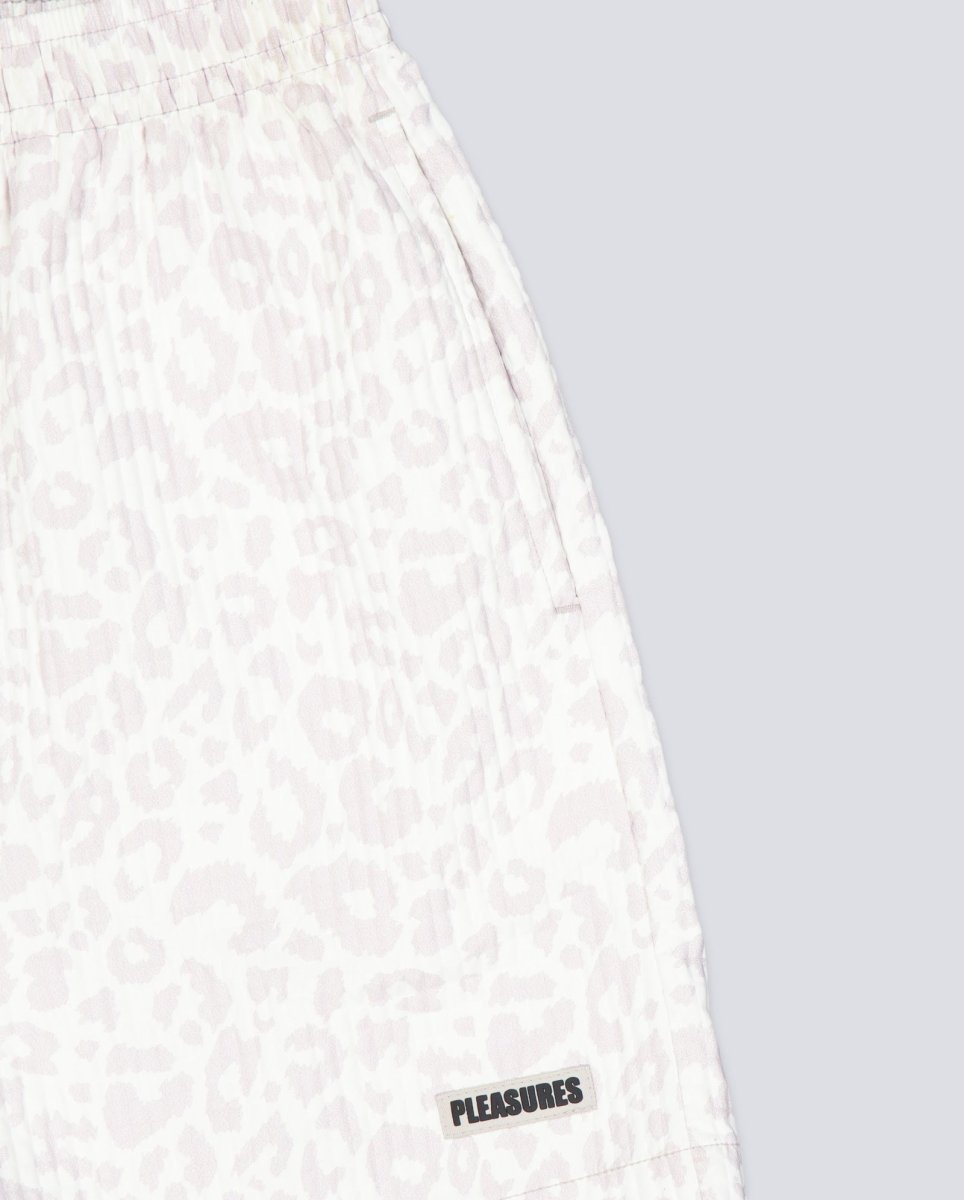 Pantalón Corto Pleasures Leopard Active Blanco Hombre P25SU033-WHITE
